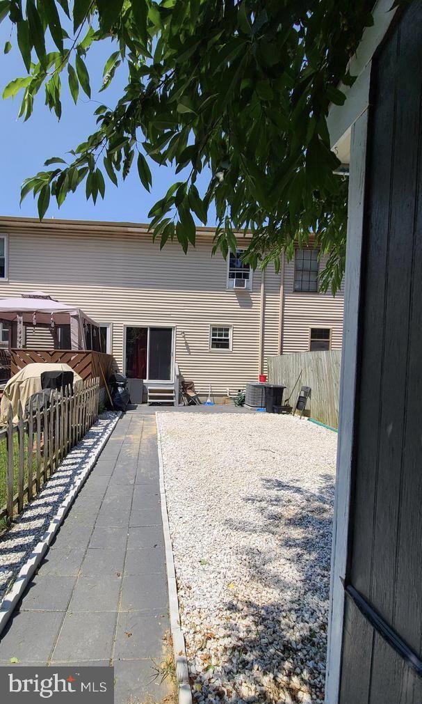 EDINBURGH VILLAS - Residential