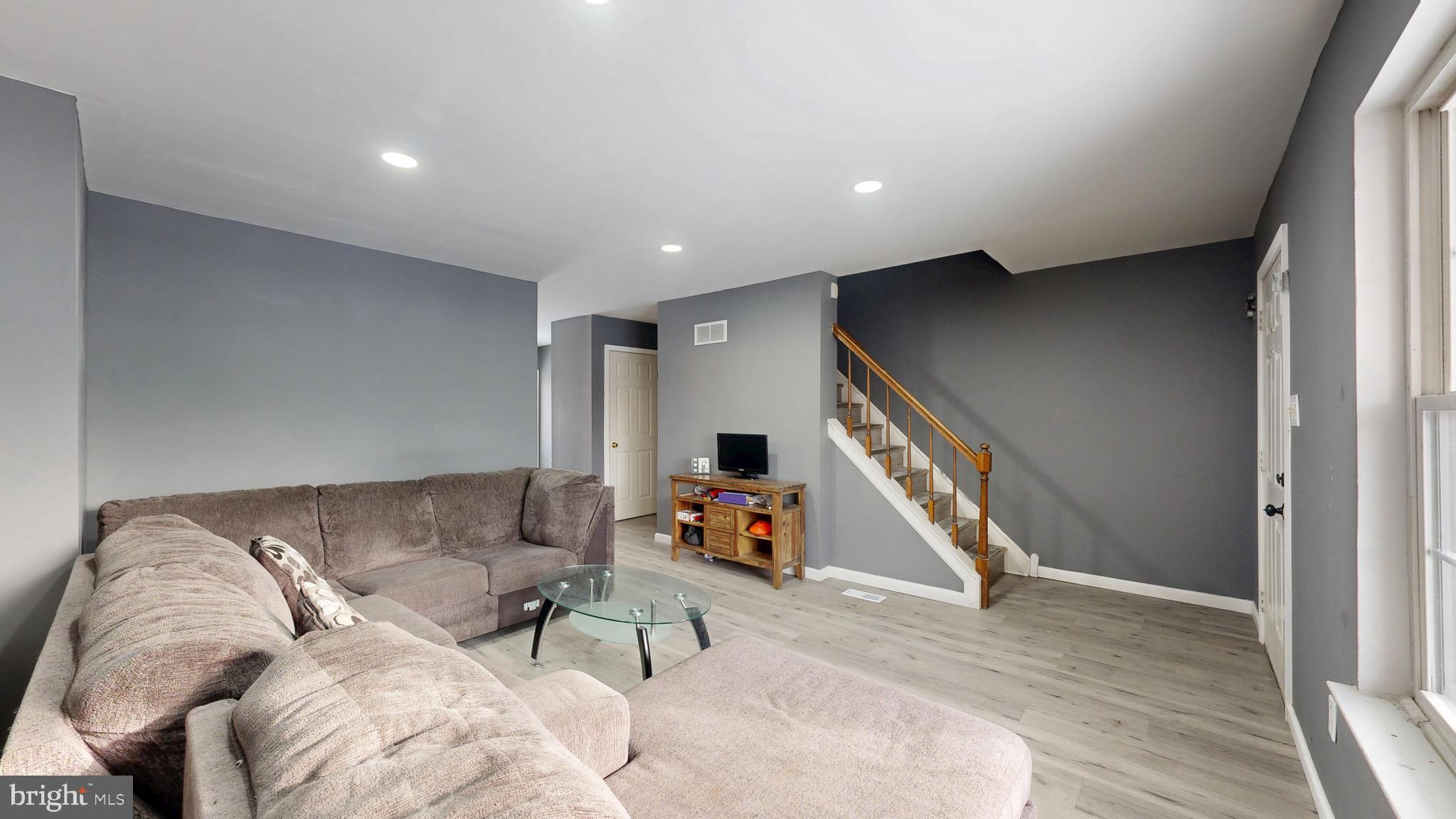 EDINBURGH VILLAS - Residential