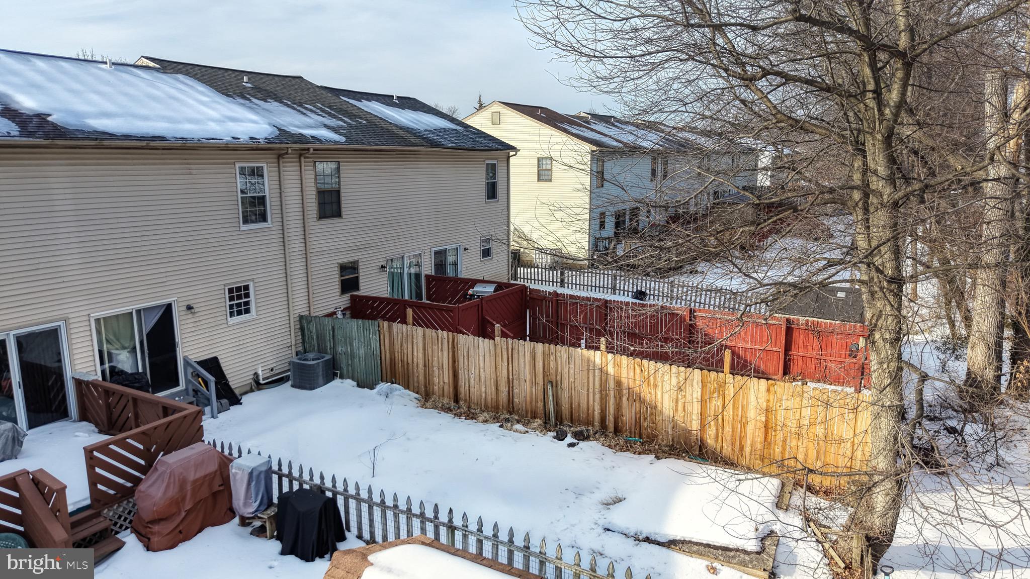 EDINBURGH VILLAS - Residential