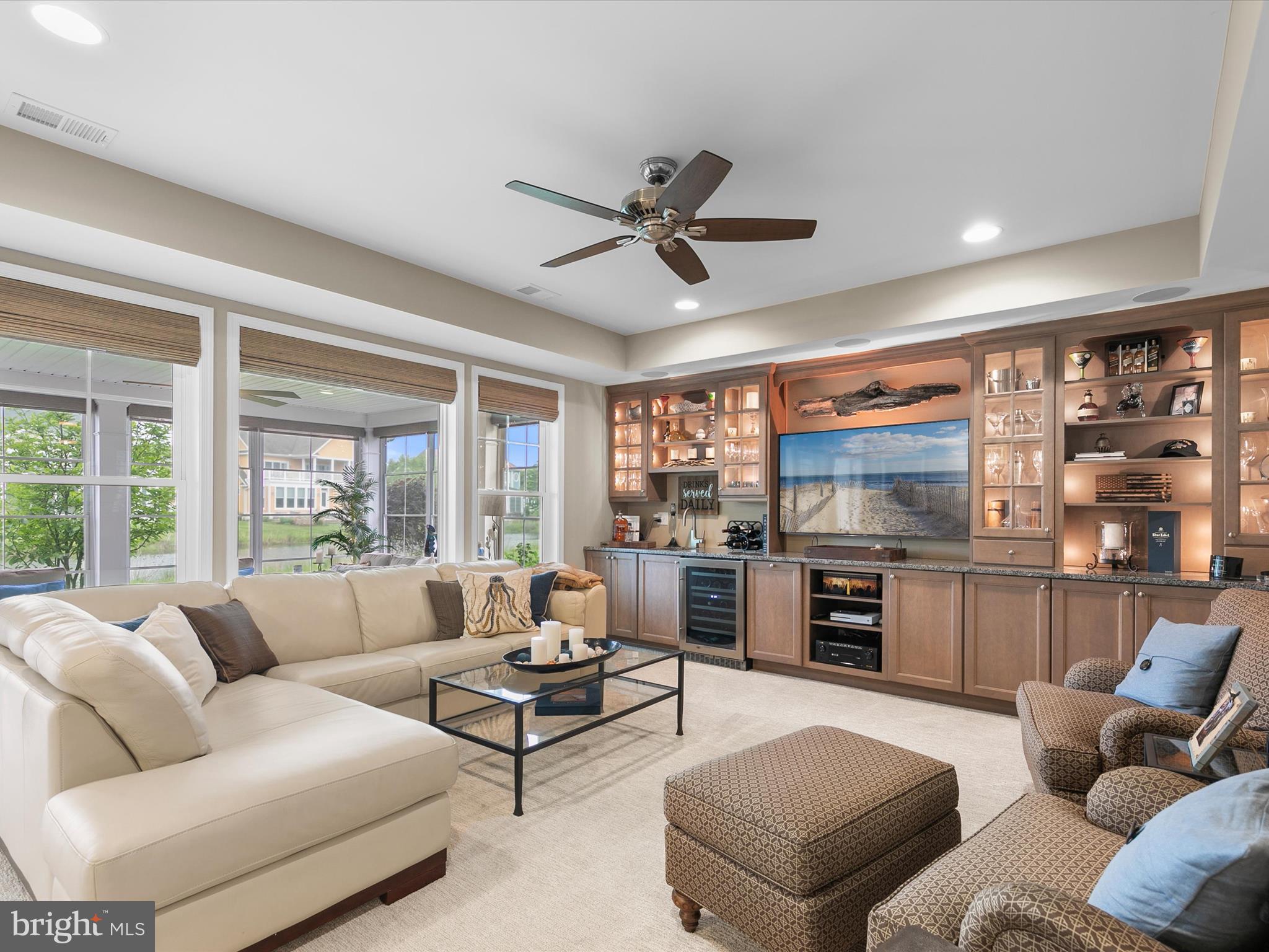 PENINSULA - Residential