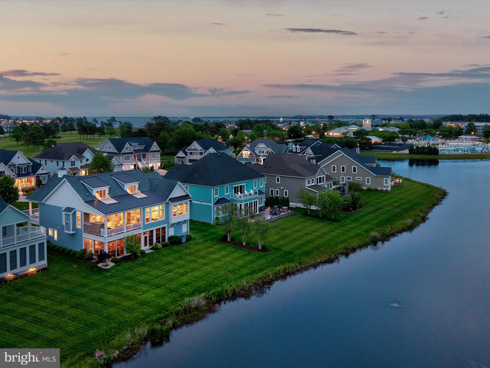 PENINSULA - Residential