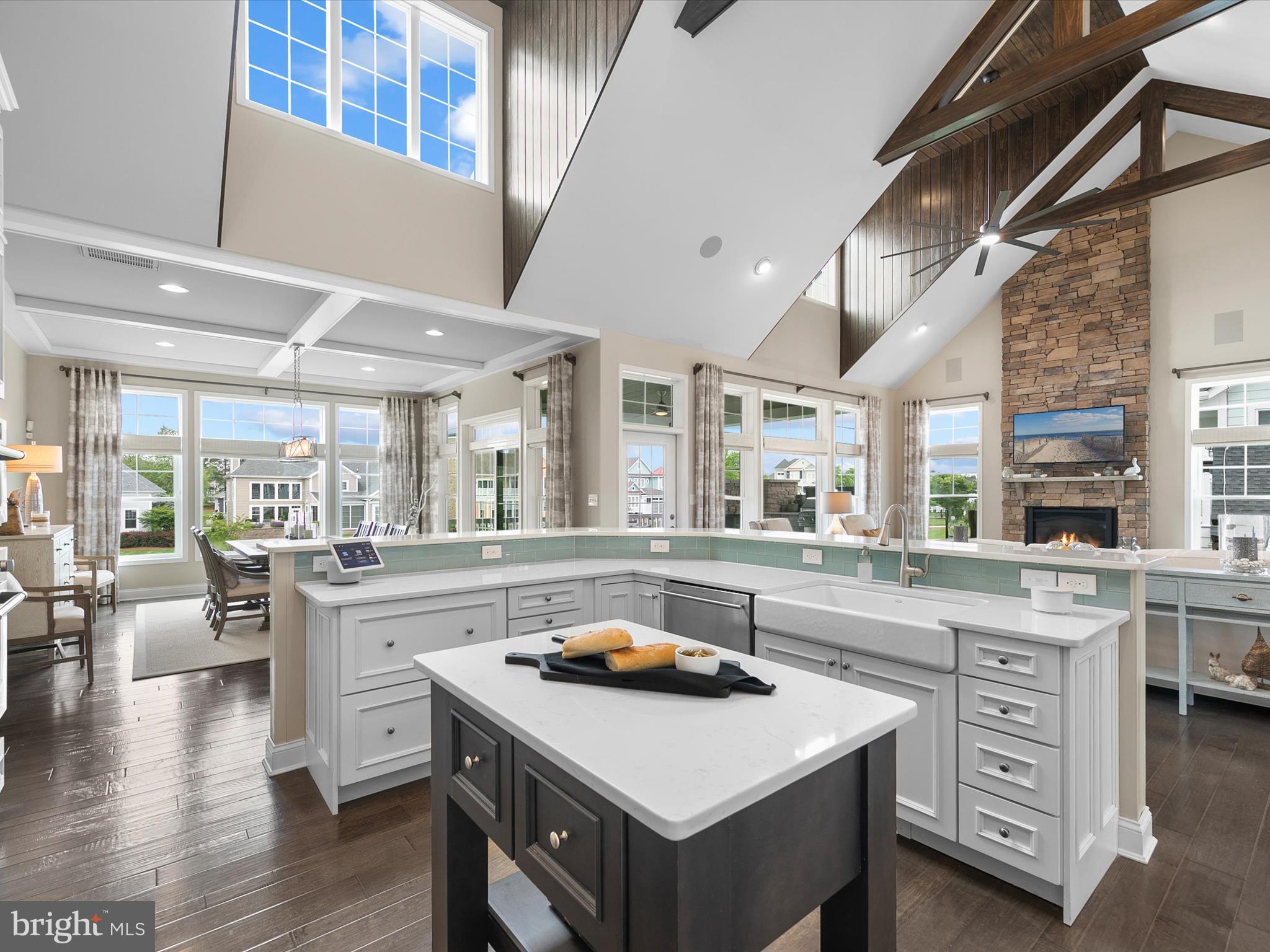 PENINSULA - Residential