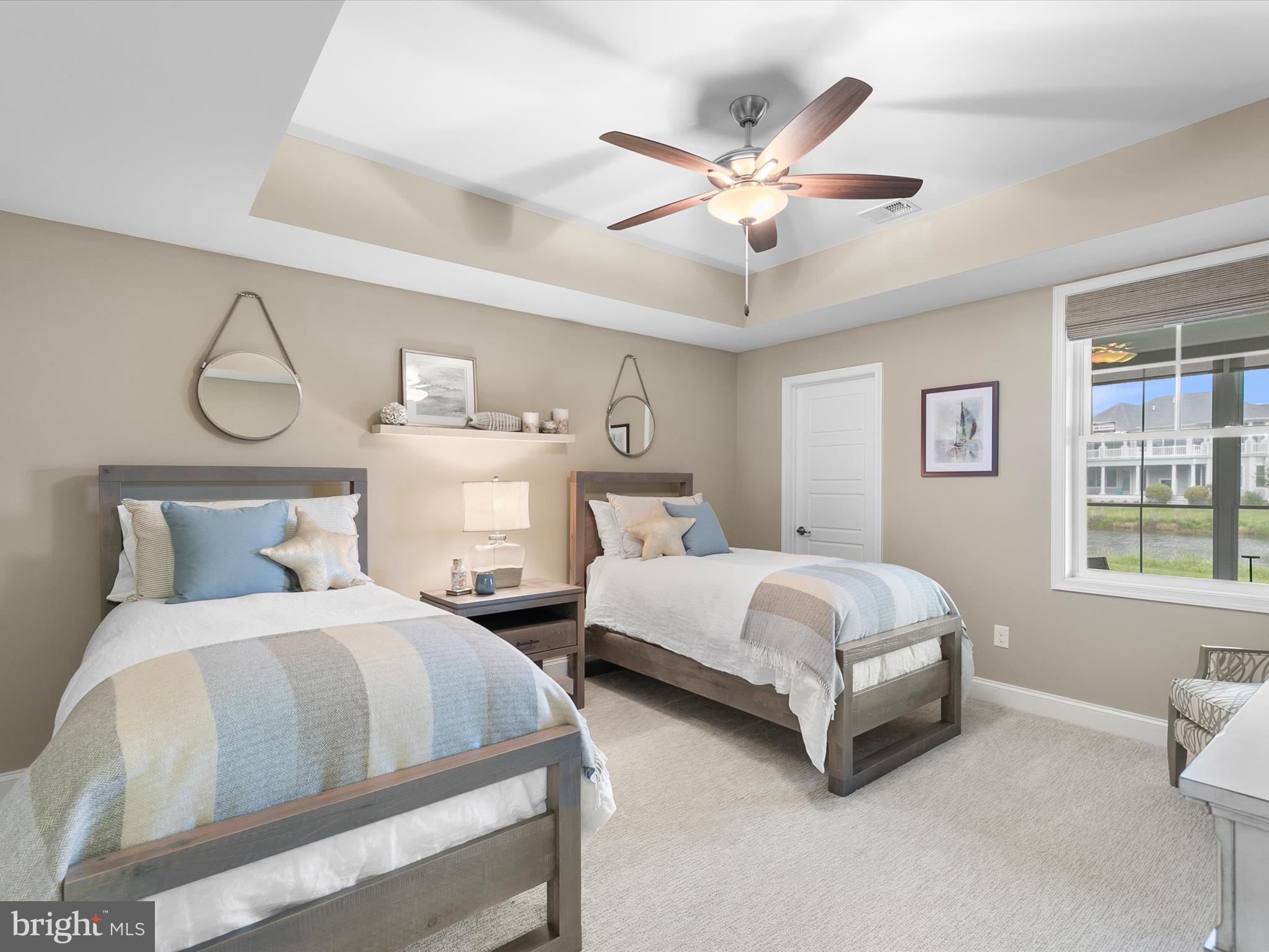 PENINSULA - Residential