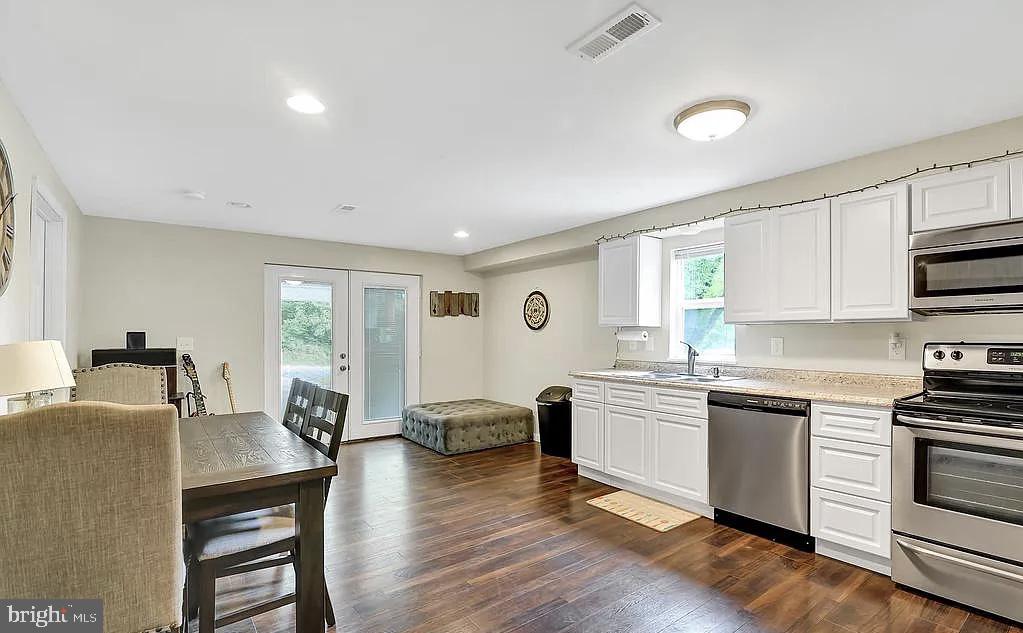 ELKTON - Residential