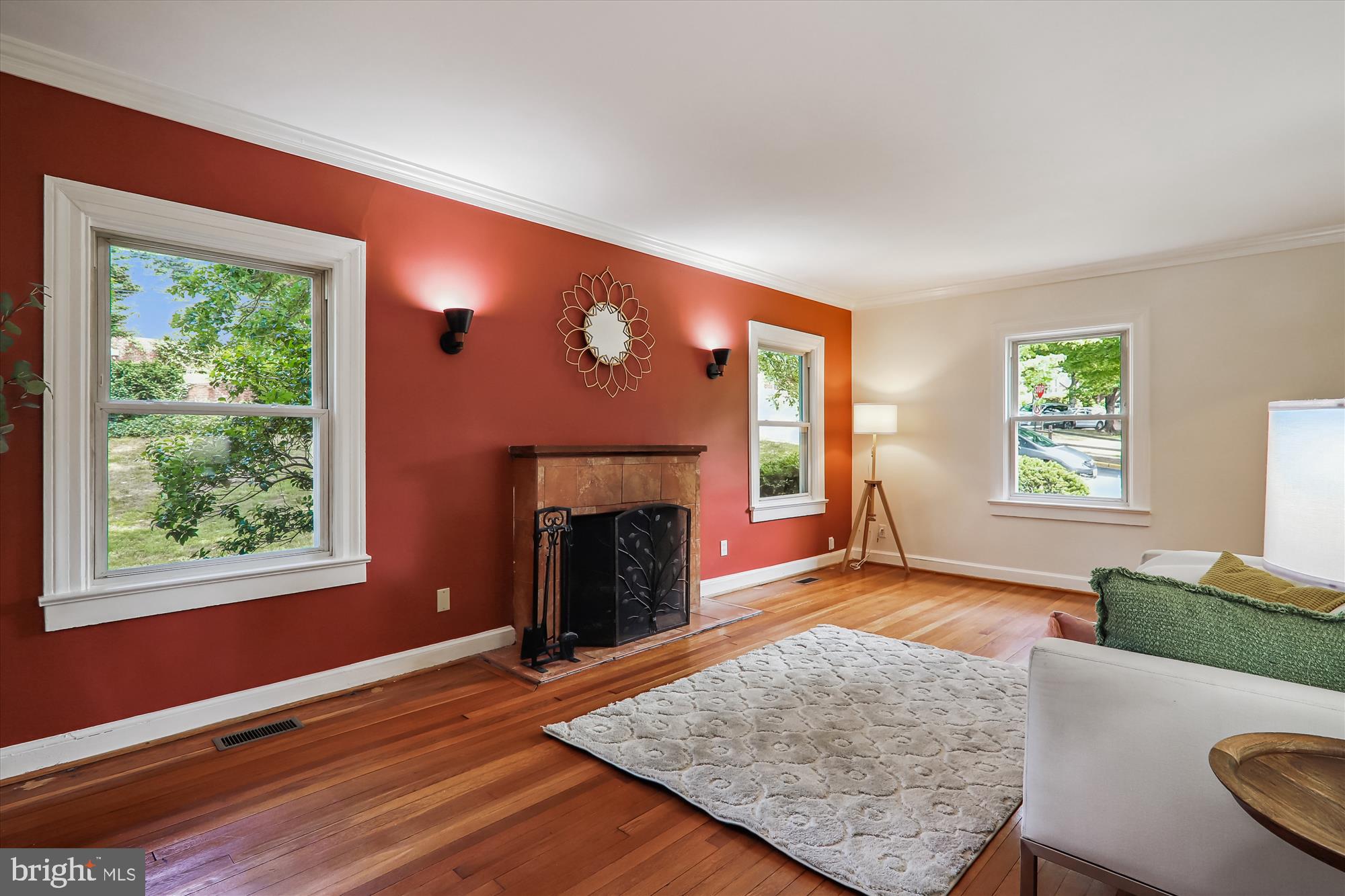 HYATTSVILLE HILLS - Residential