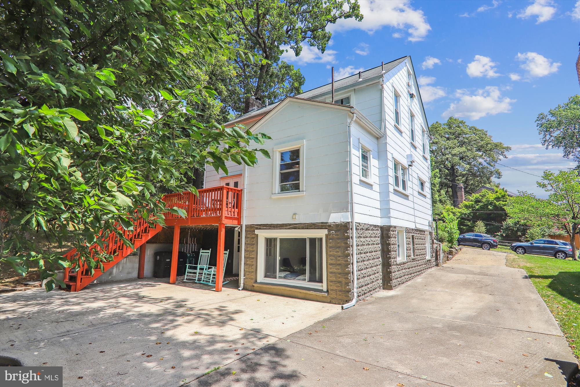 HYATTSVILLE HILLS - Residential