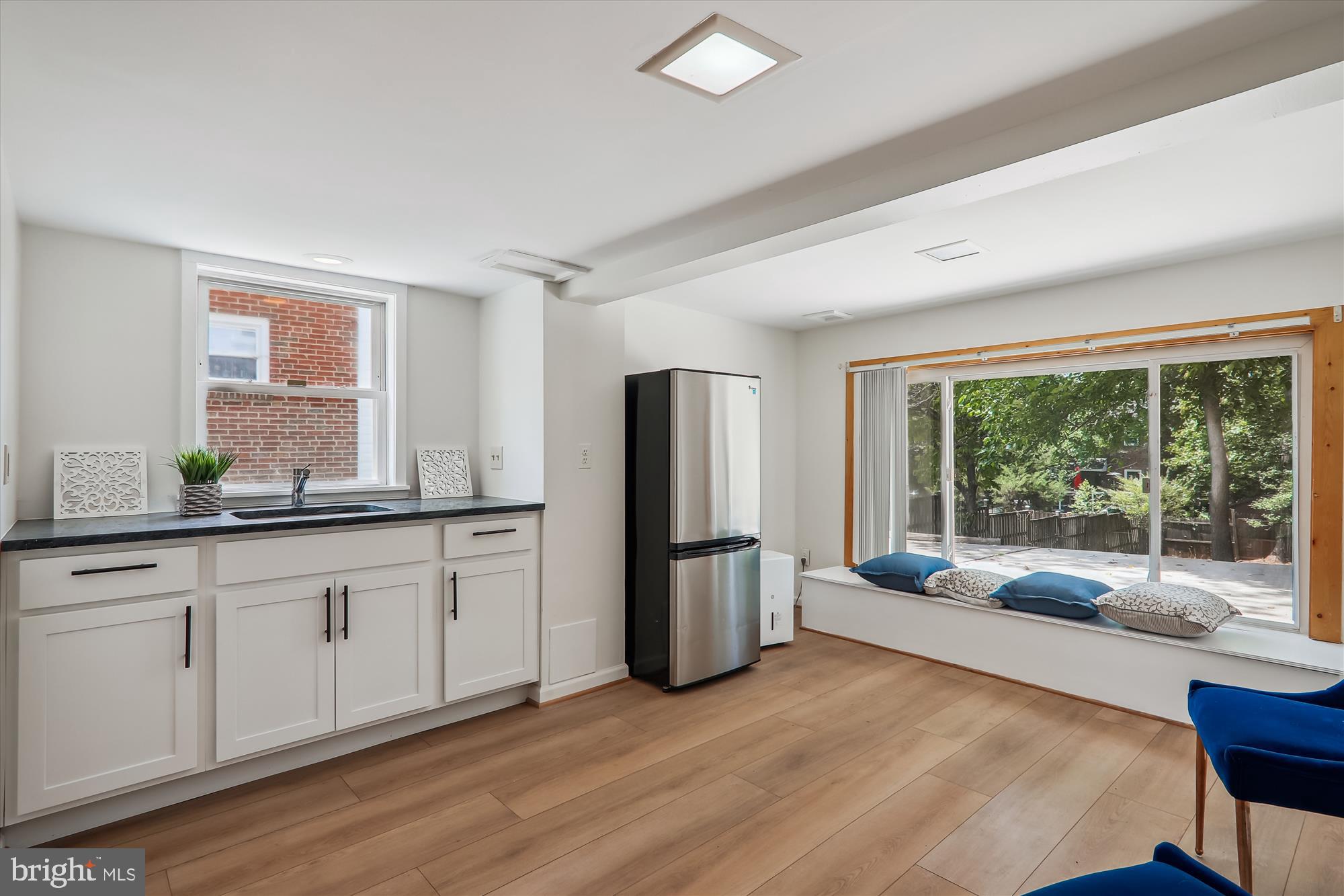 HYATTSVILLE HILLS - Residential