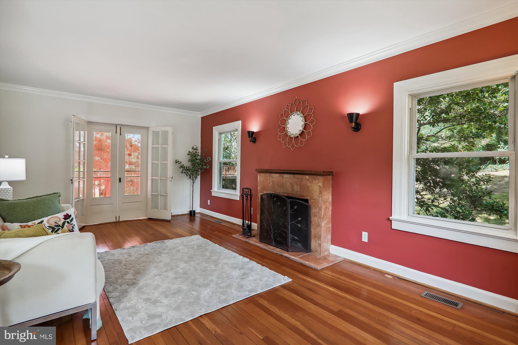 HYATTSVILLE HILLS - Residential