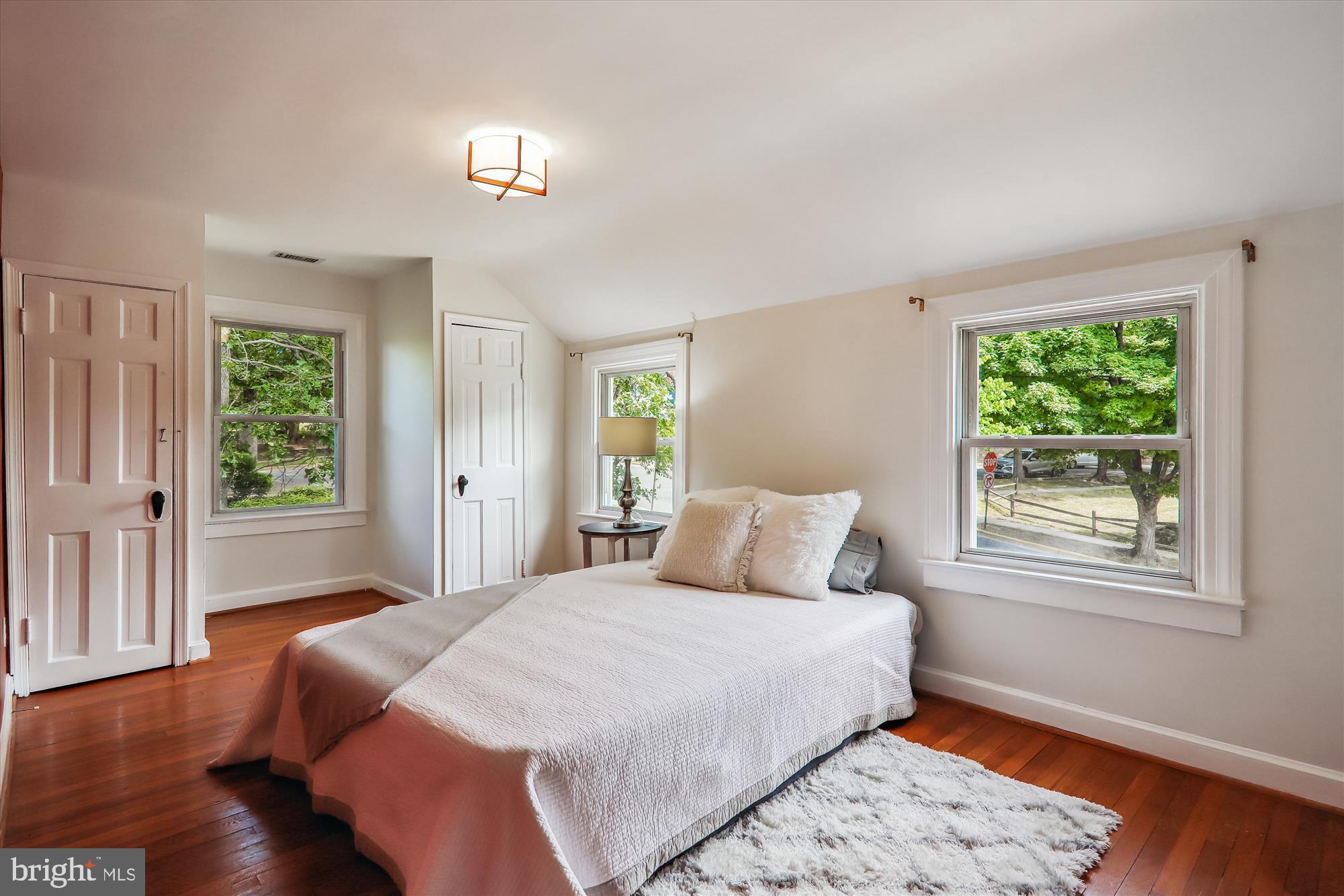 HYATTSVILLE HILLS - Residential