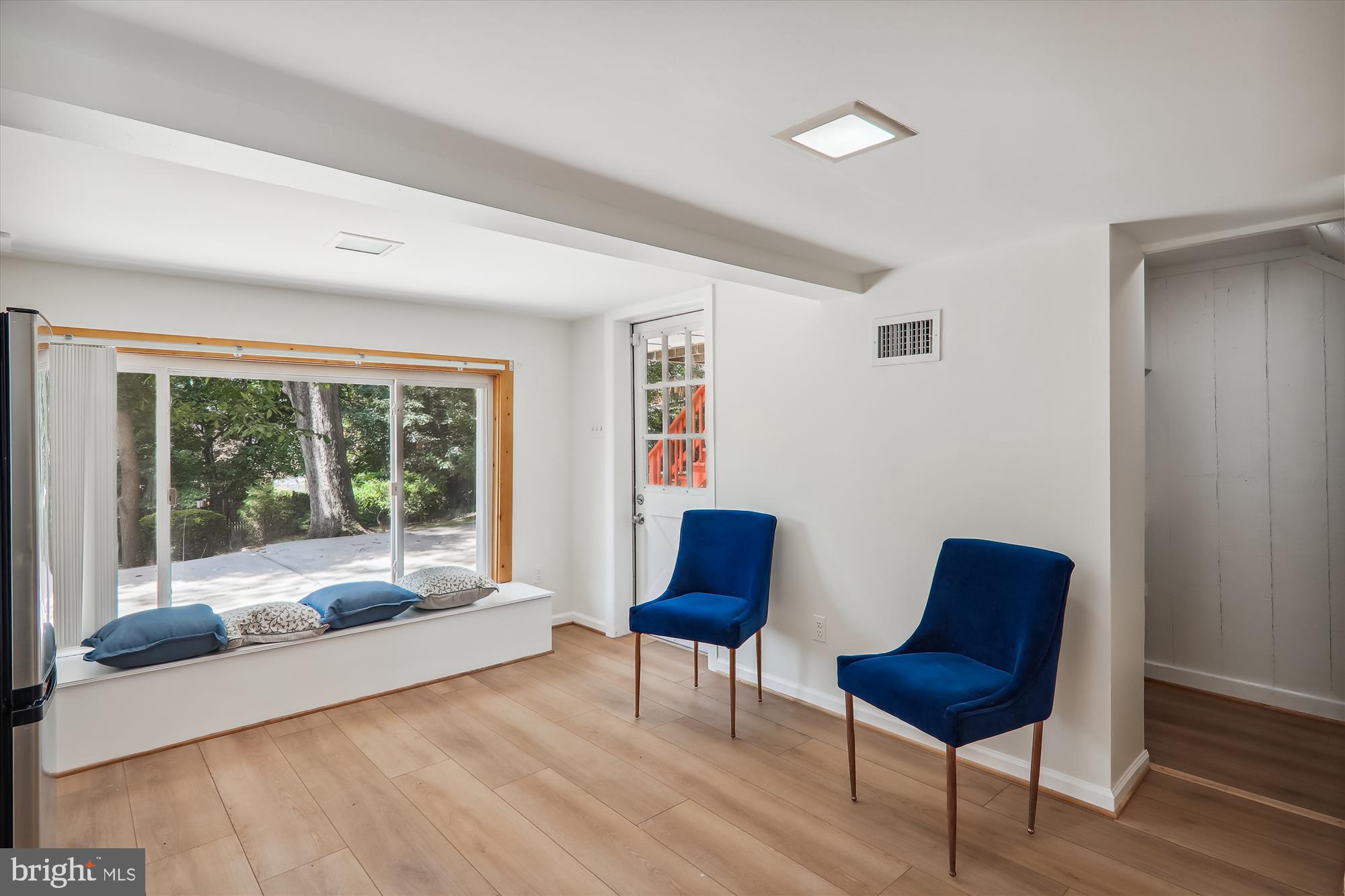 HYATTSVILLE HILLS - Residential