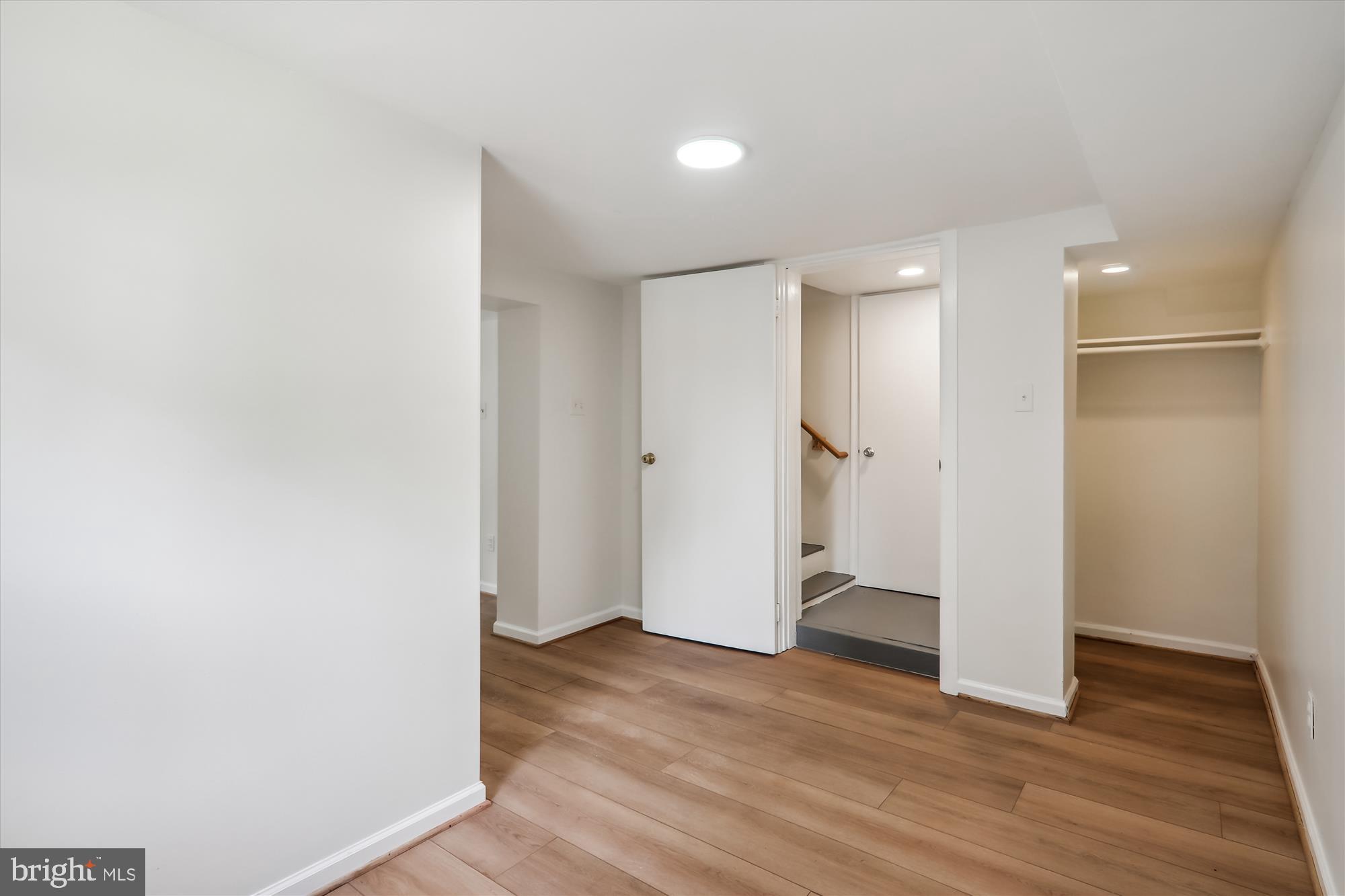 HYATTSVILLE HILLS - Residential