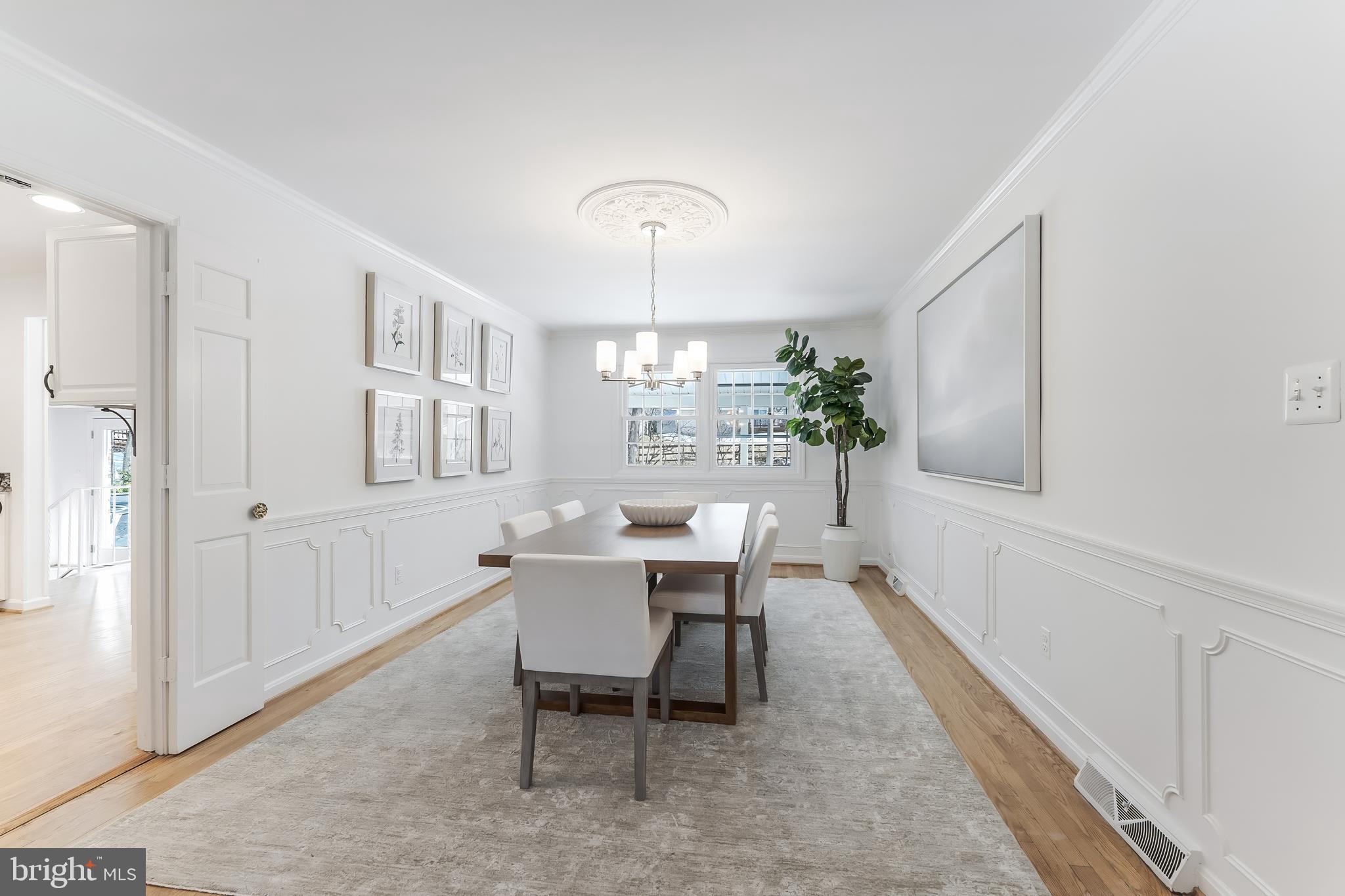 RESTON - Residential