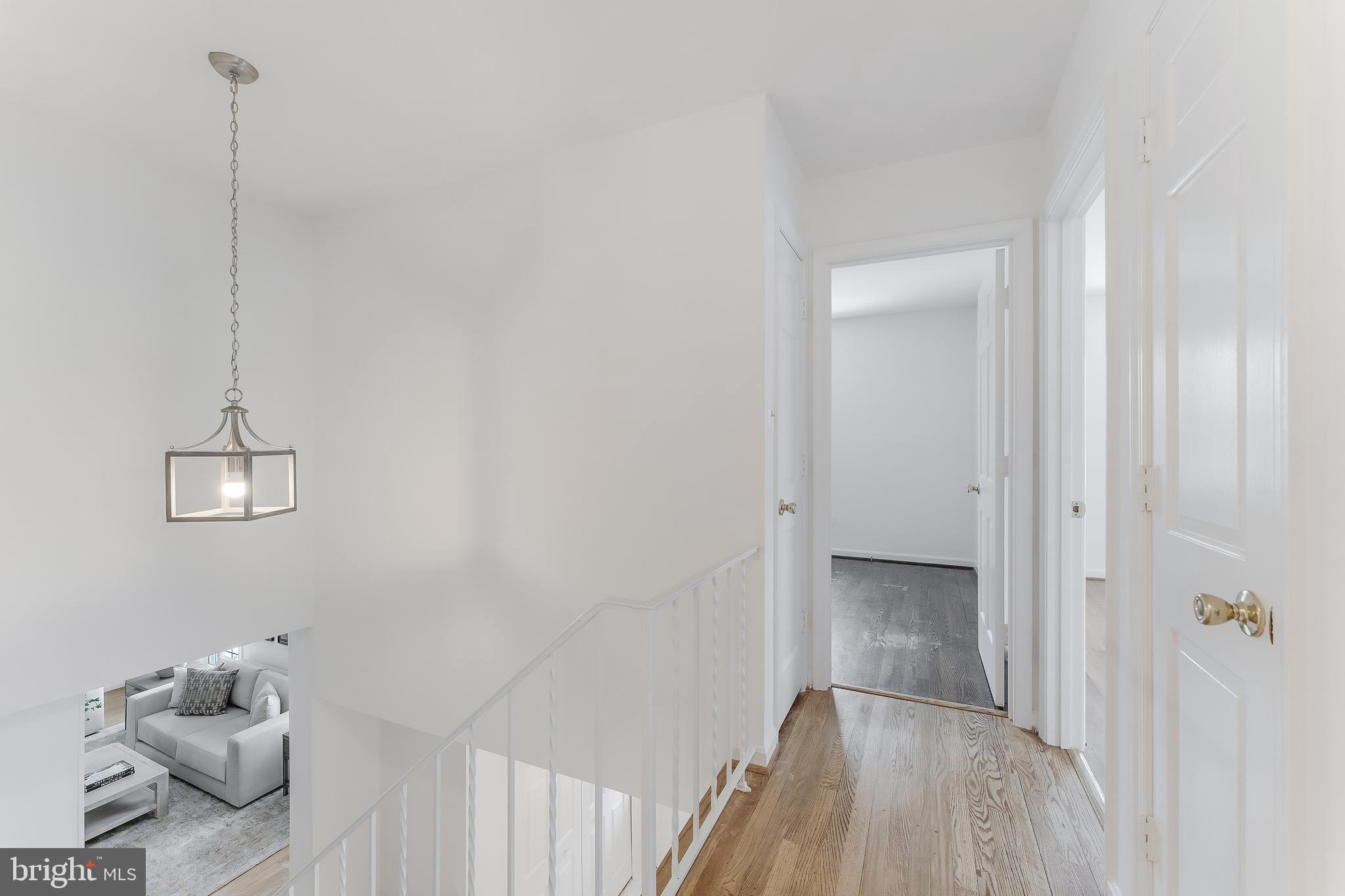 RESTON - Residential