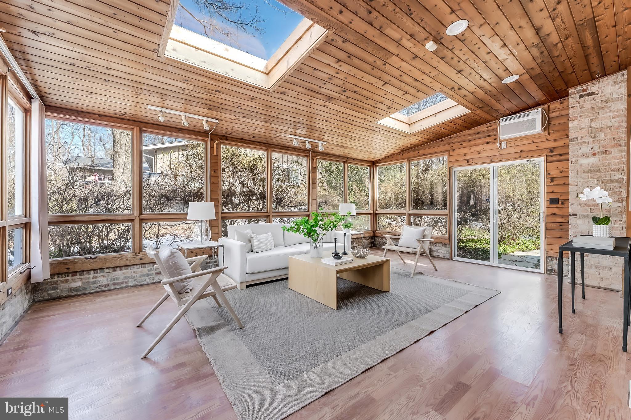 2615 STEEPLECHASE DRIVE