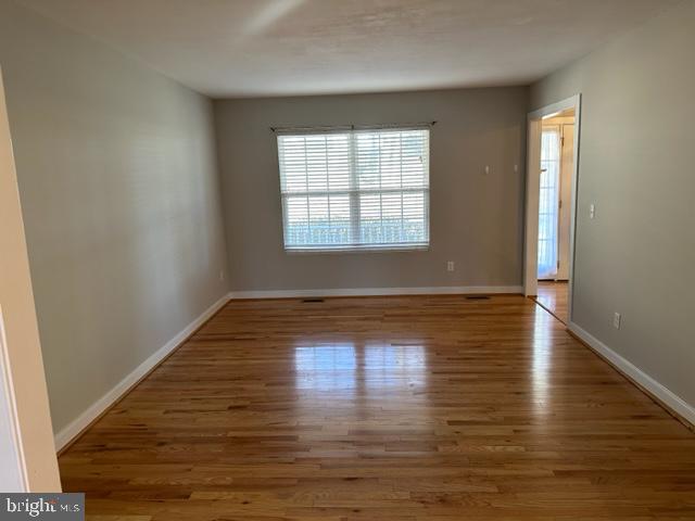 LAKE MONTICELLO - Residential