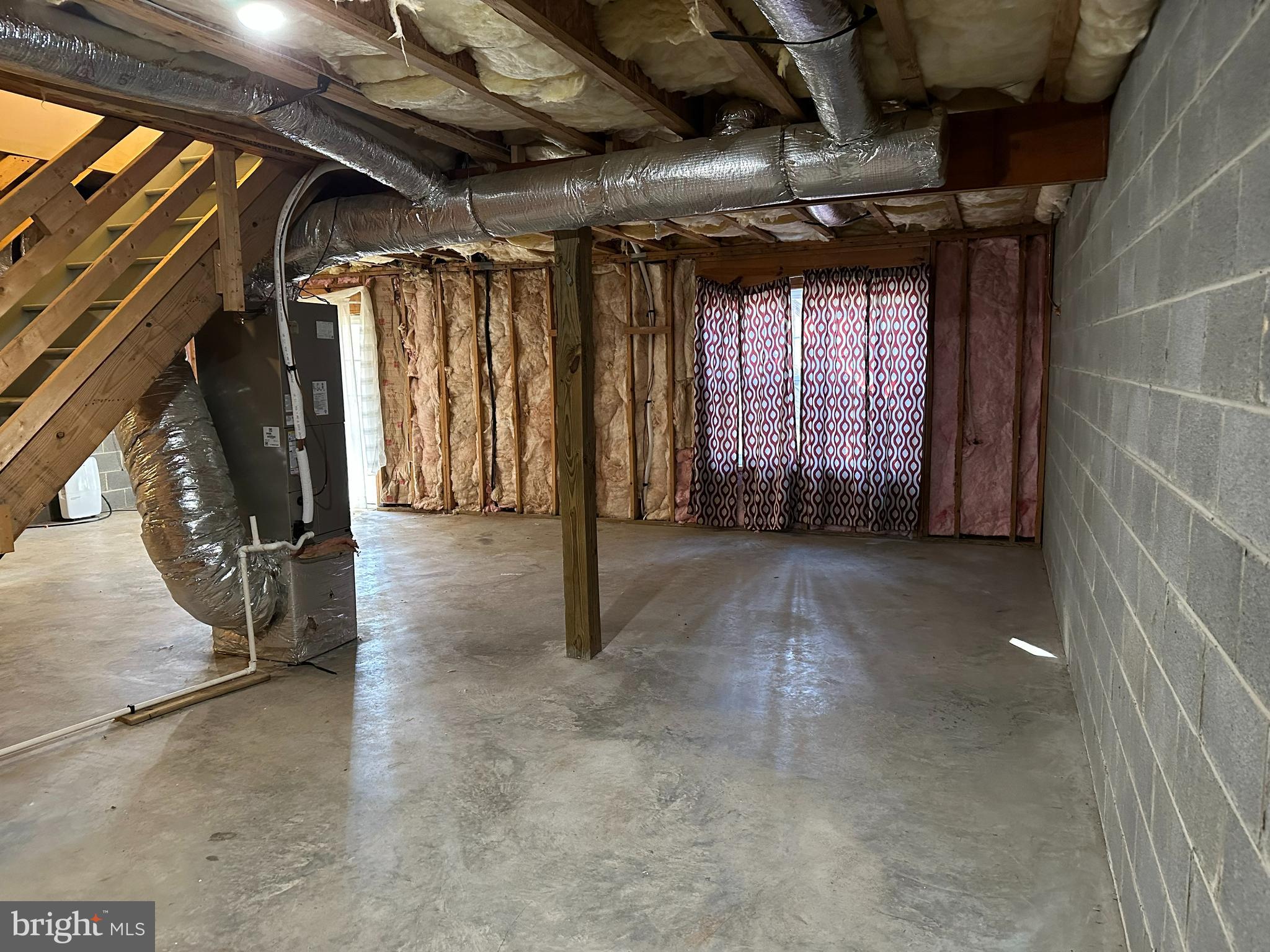 LAKE MONTICELLO - Residential