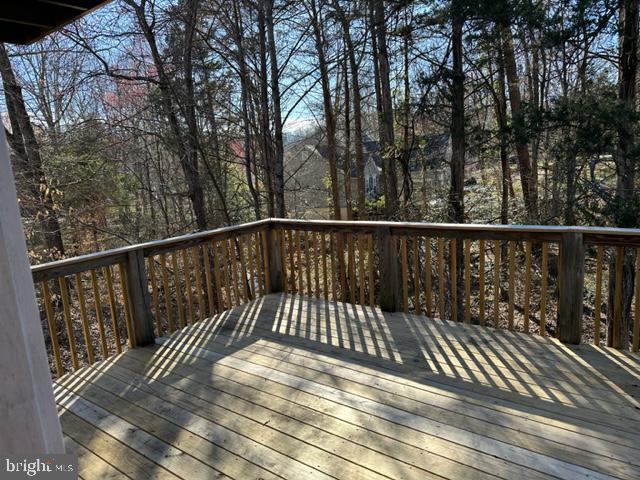 LAKE MONTICELLO - Residential