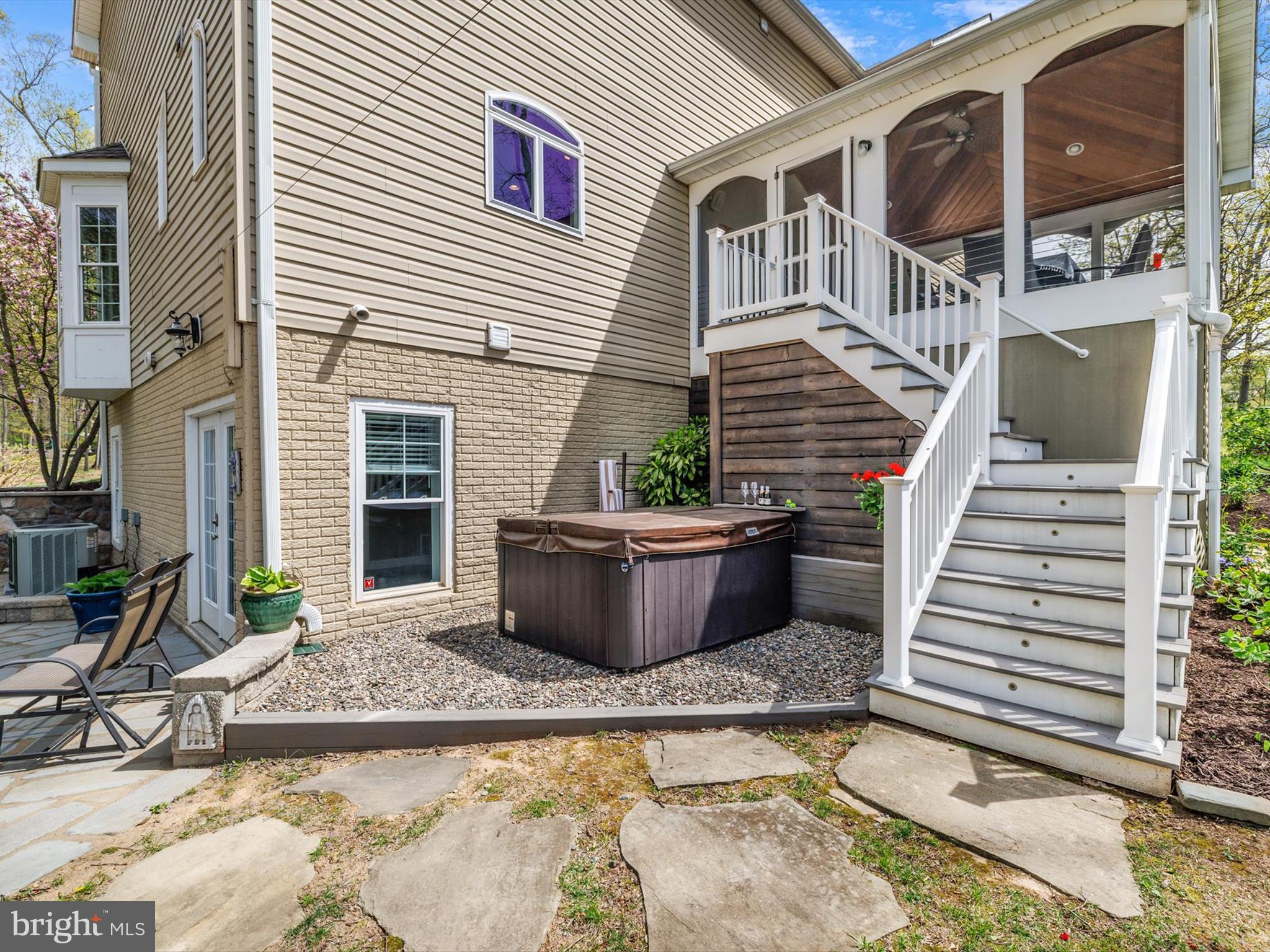 OAKS AT BRIDLE CREEK - Residential