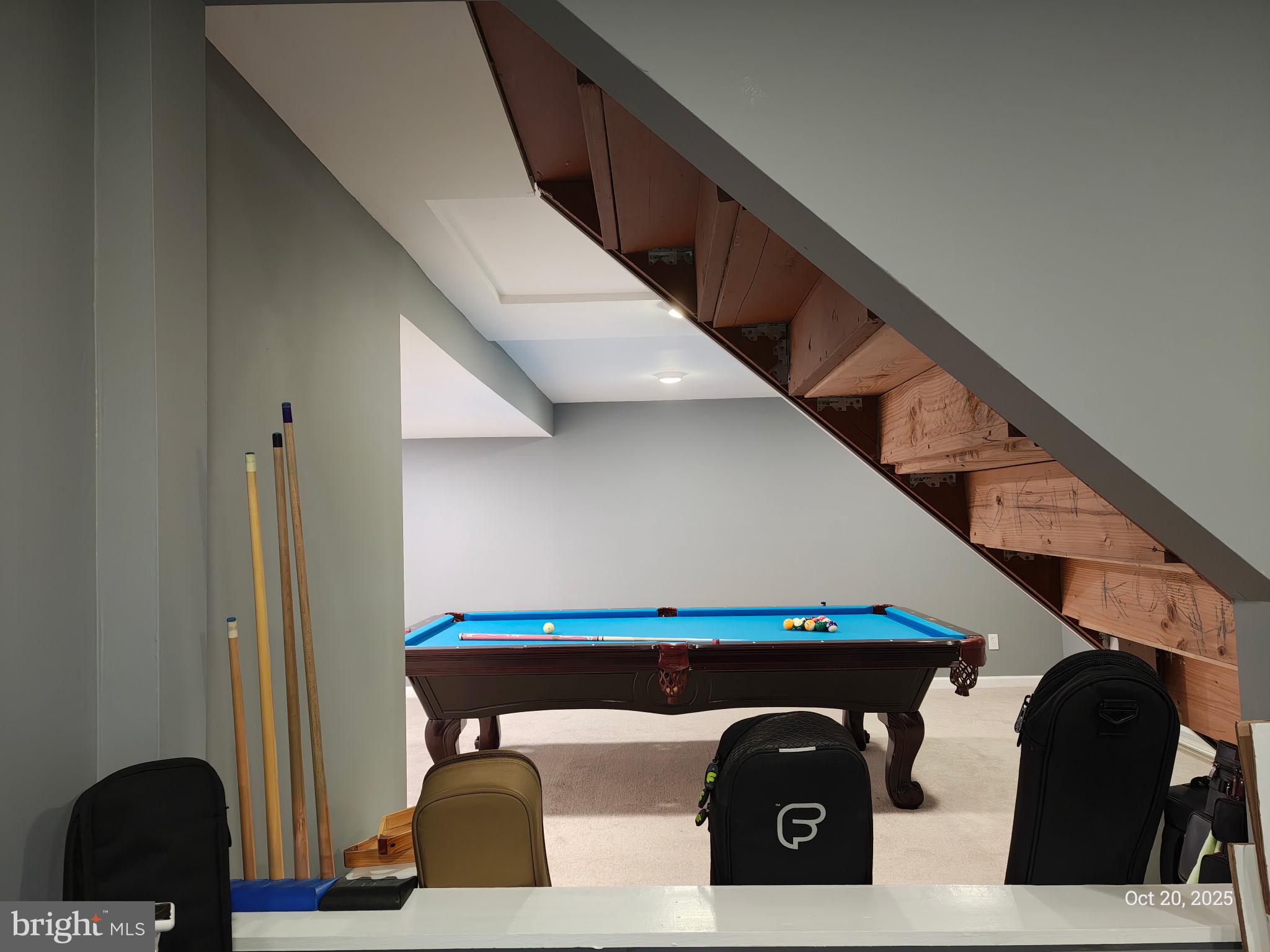 FOX CHAPEL - Residential