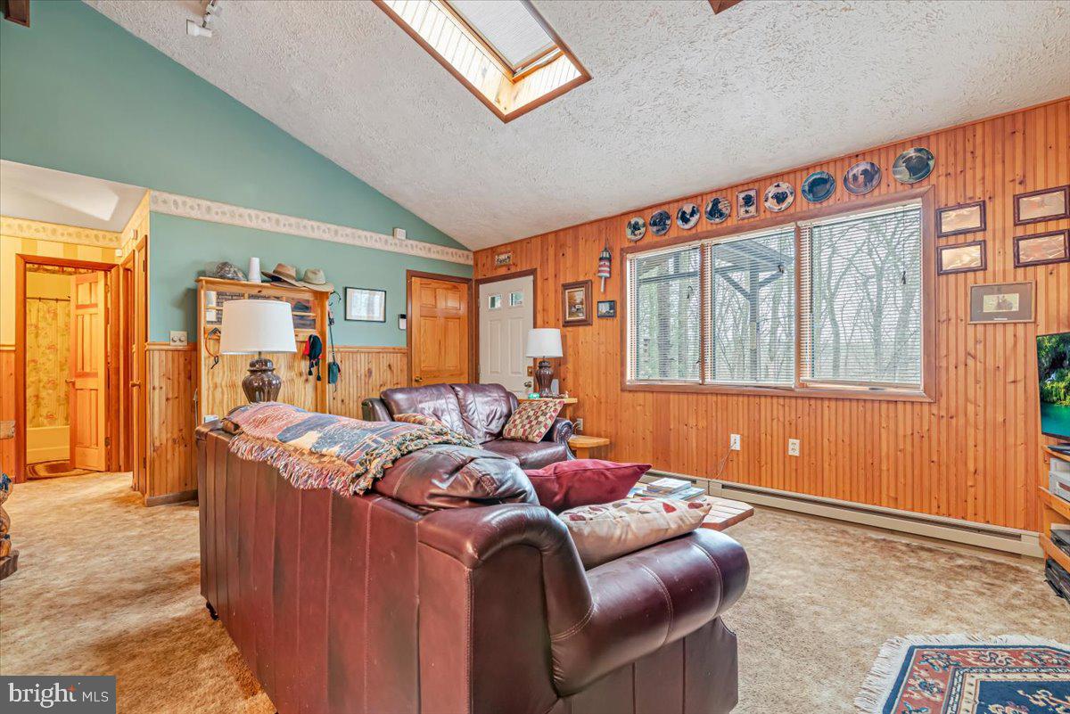 WILDERNESS ACRES - Residential