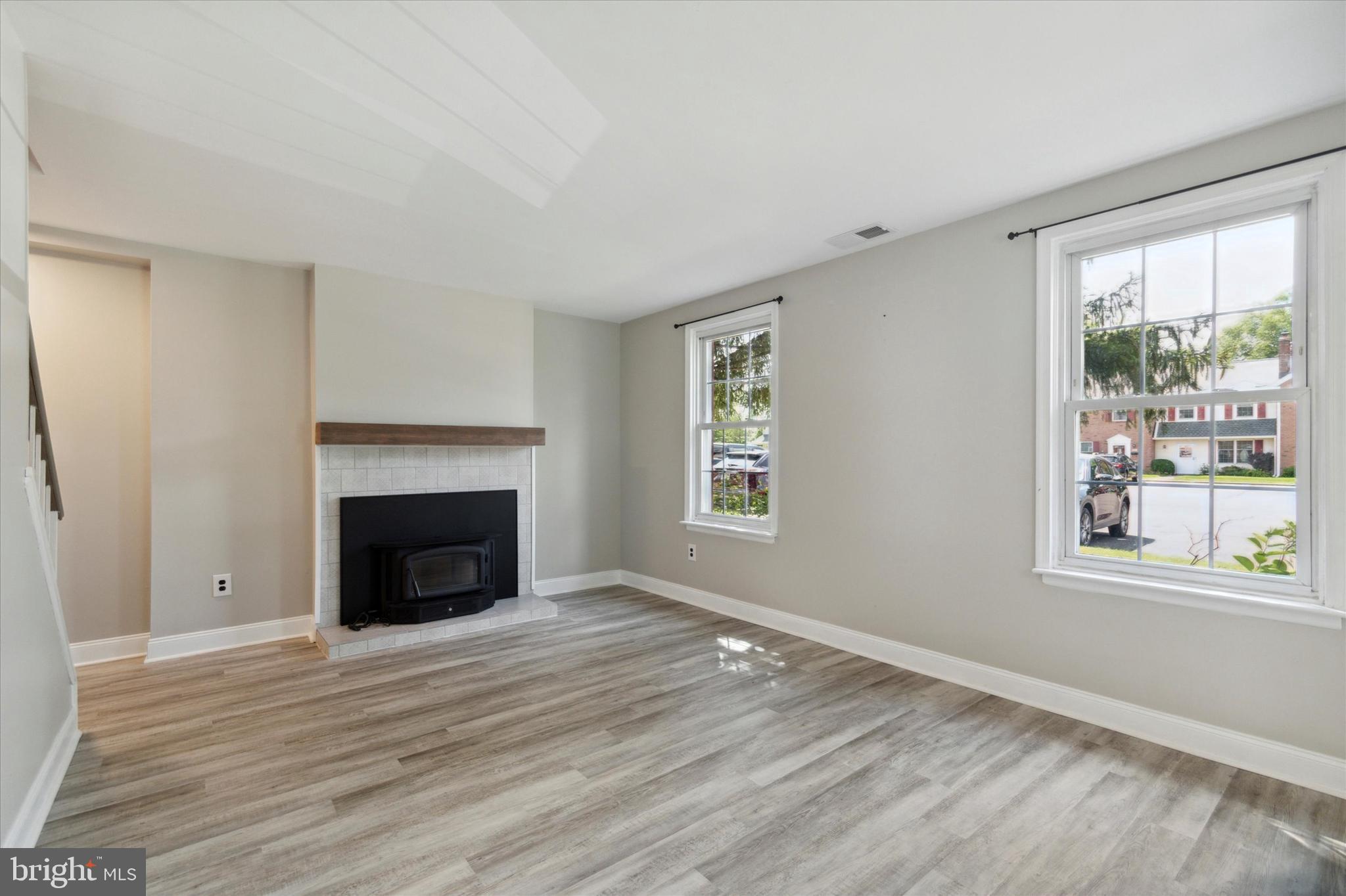 MORGANDALE CONDO - Residential Lease