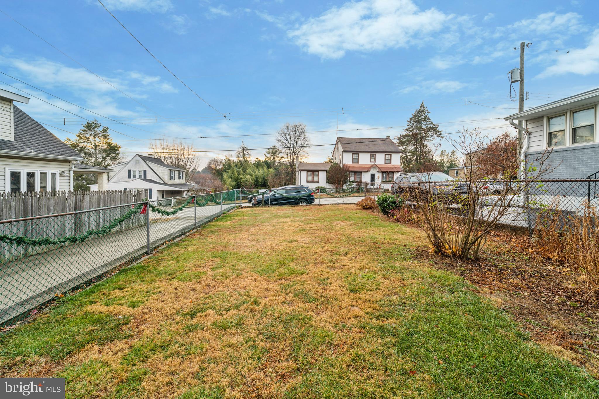 264 ROBERTS AVENUE