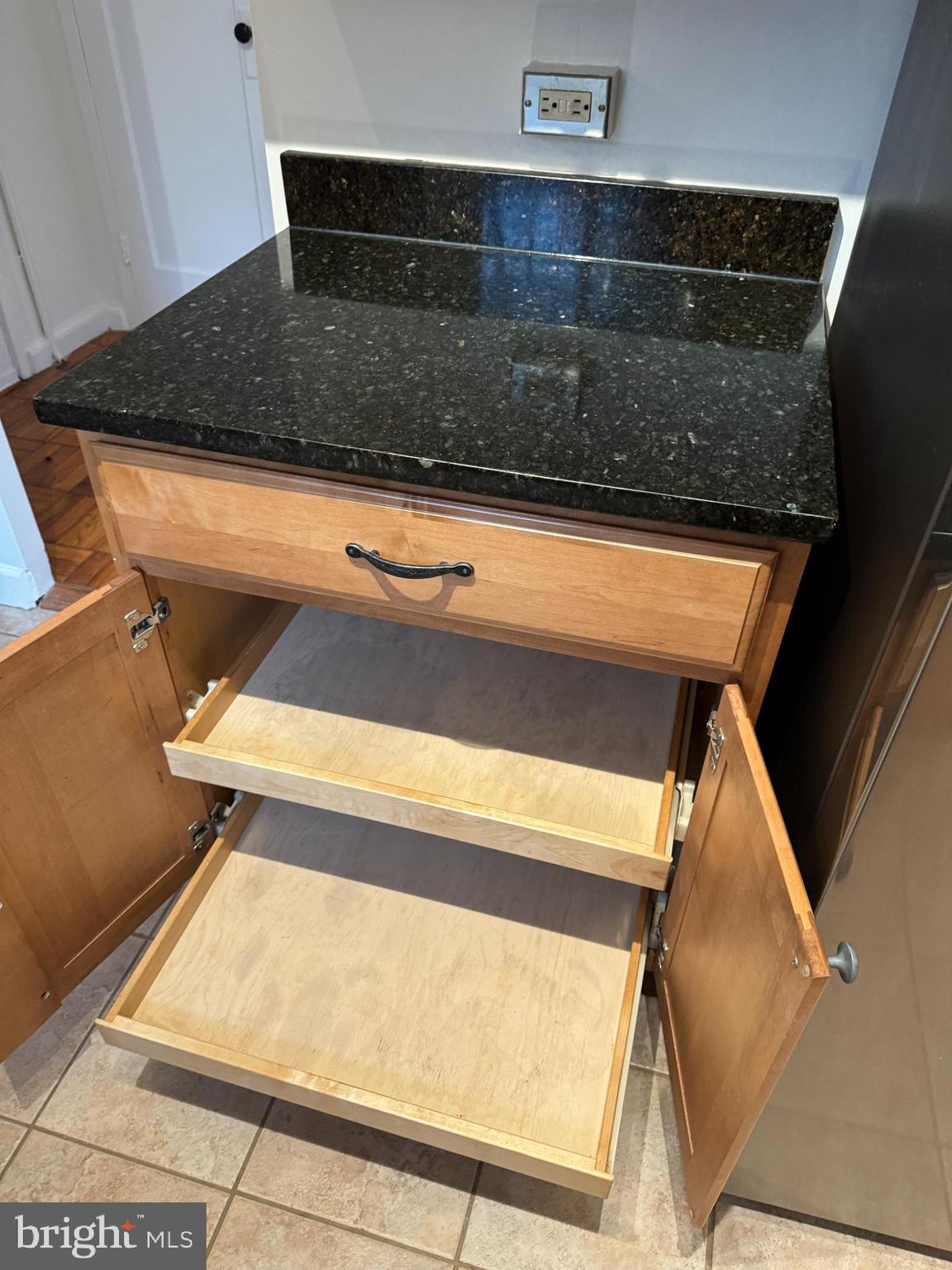 PARKFAIRFAX - Residential Lease