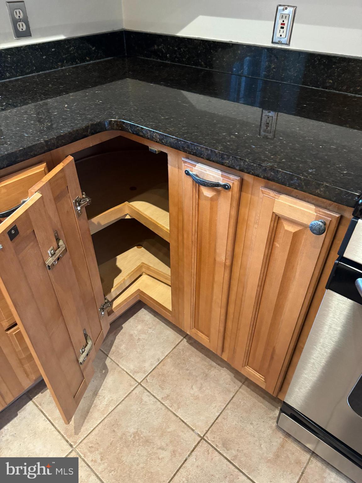 PARKFAIRFAX - Residential Lease