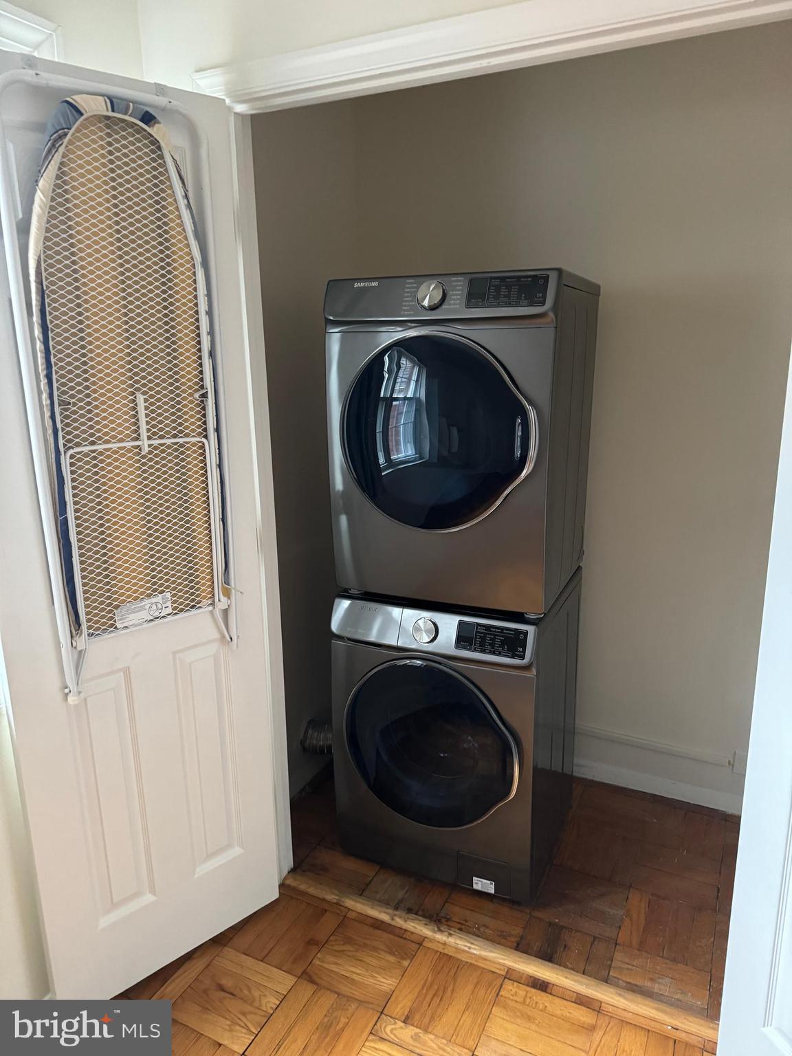 PARKFAIRFAX - Residential Lease