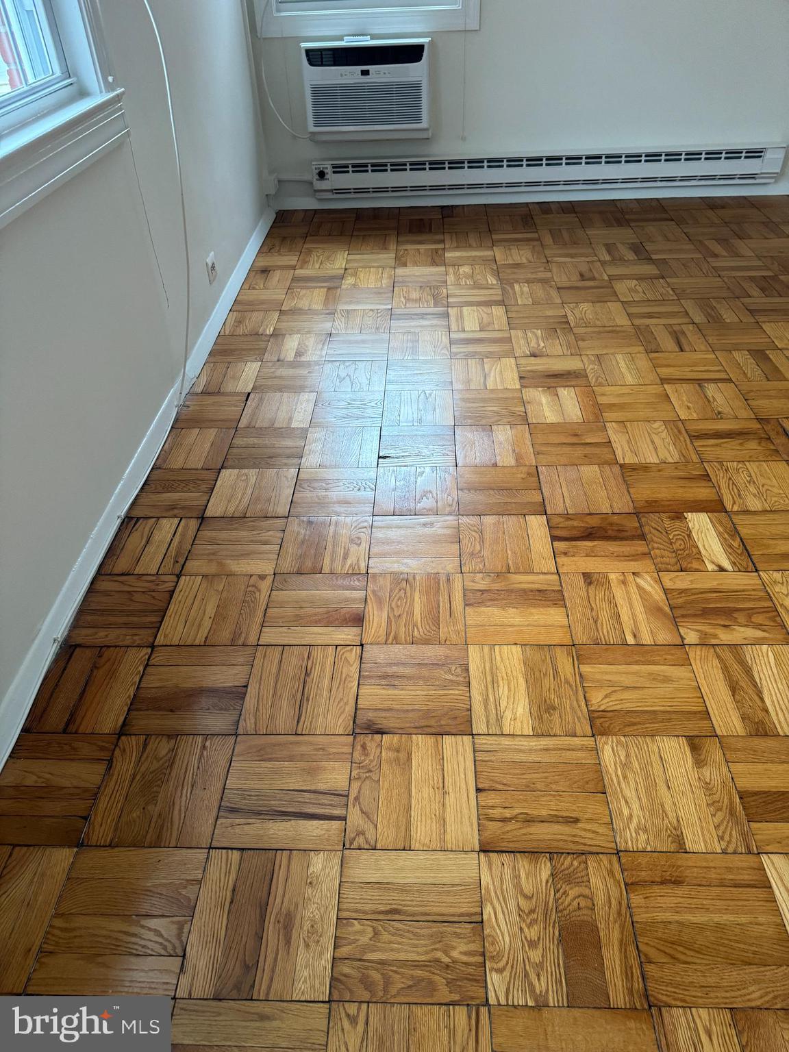 PARKFAIRFAX - Residential Lease