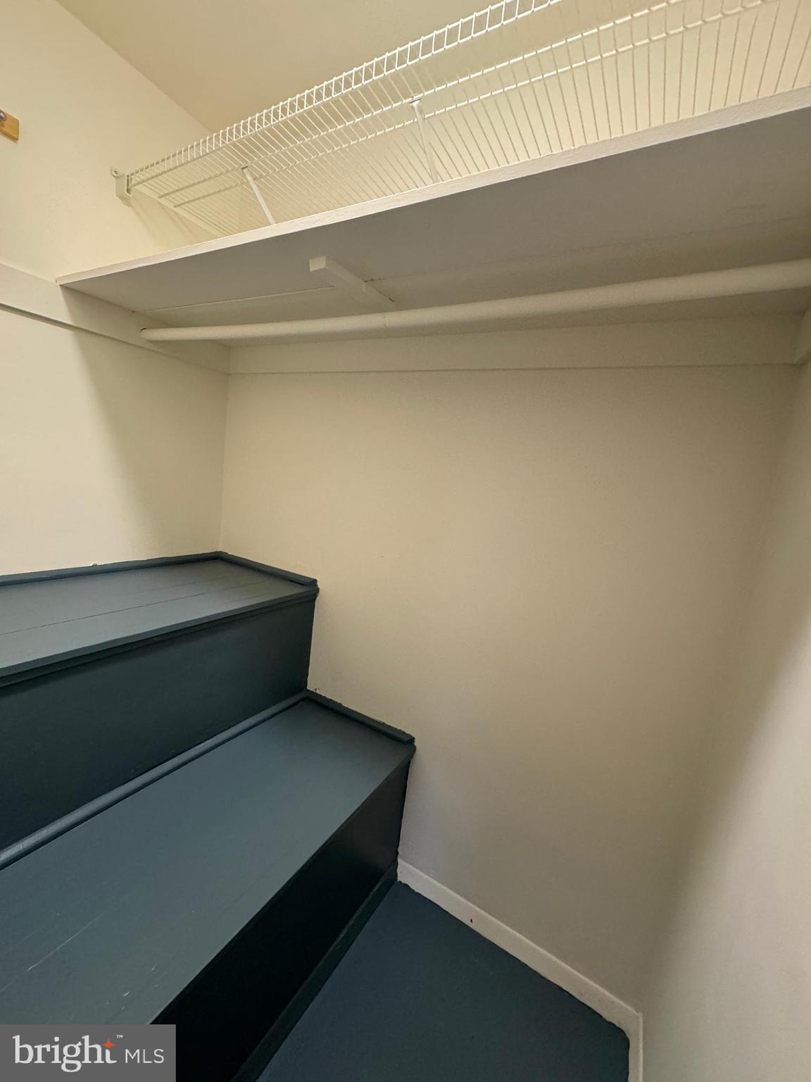 PARKFAIRFAX - Residential Lease