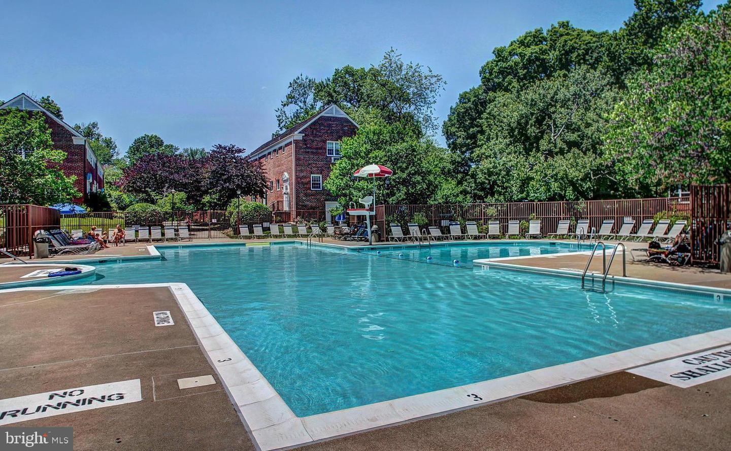 PARKFAIRFAX - Residential Lease