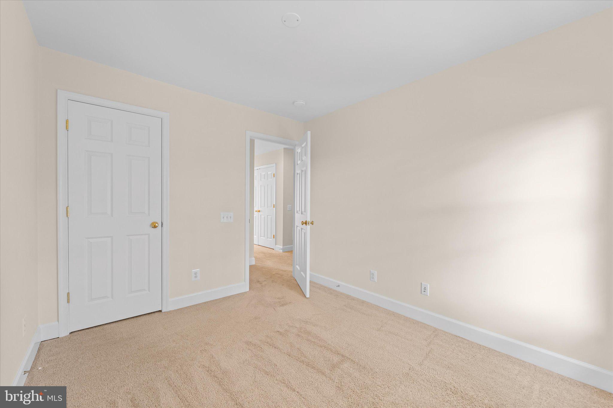 COPPERMINE CROSSING - Residential