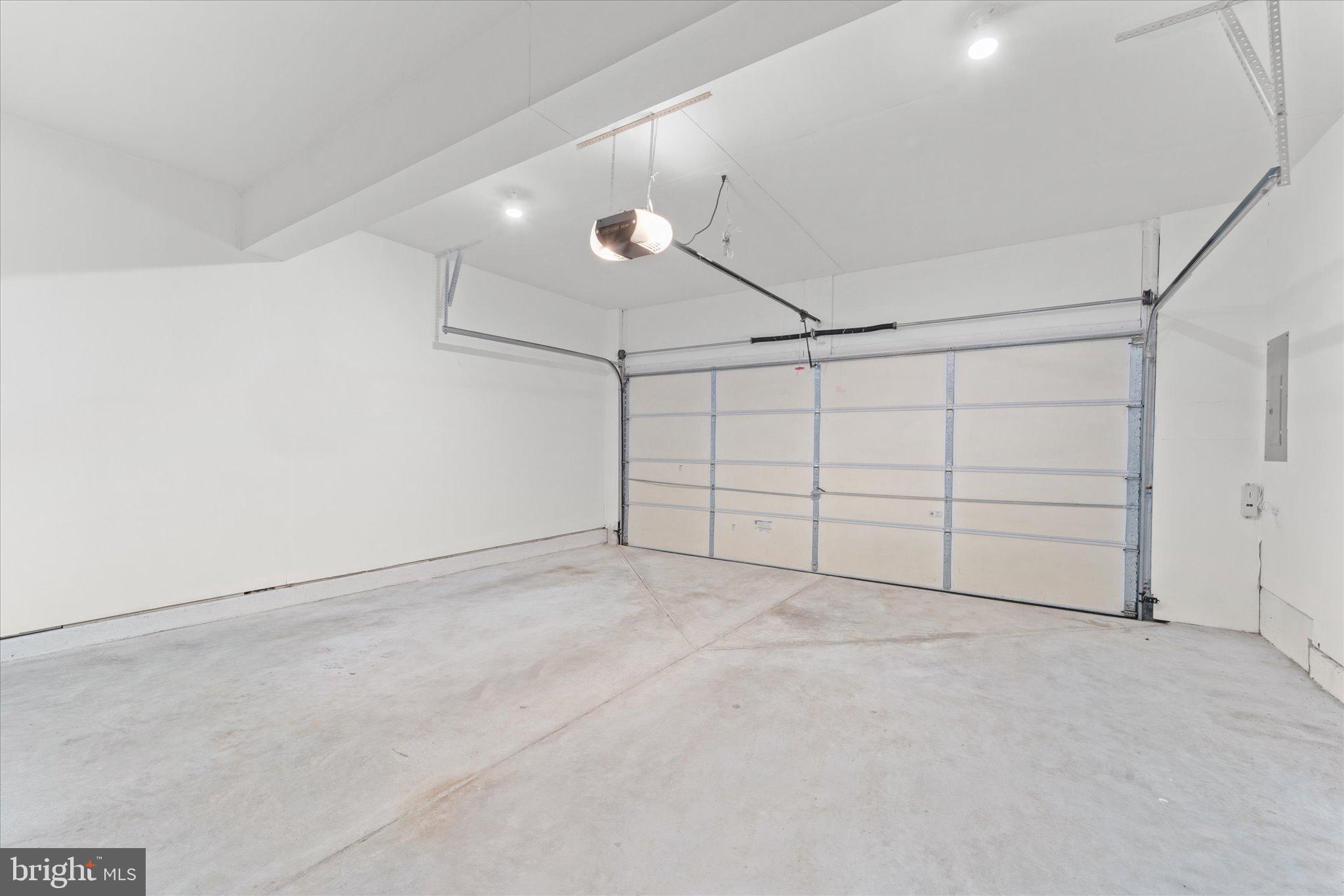 COPPERMINE CROSSING - Residential