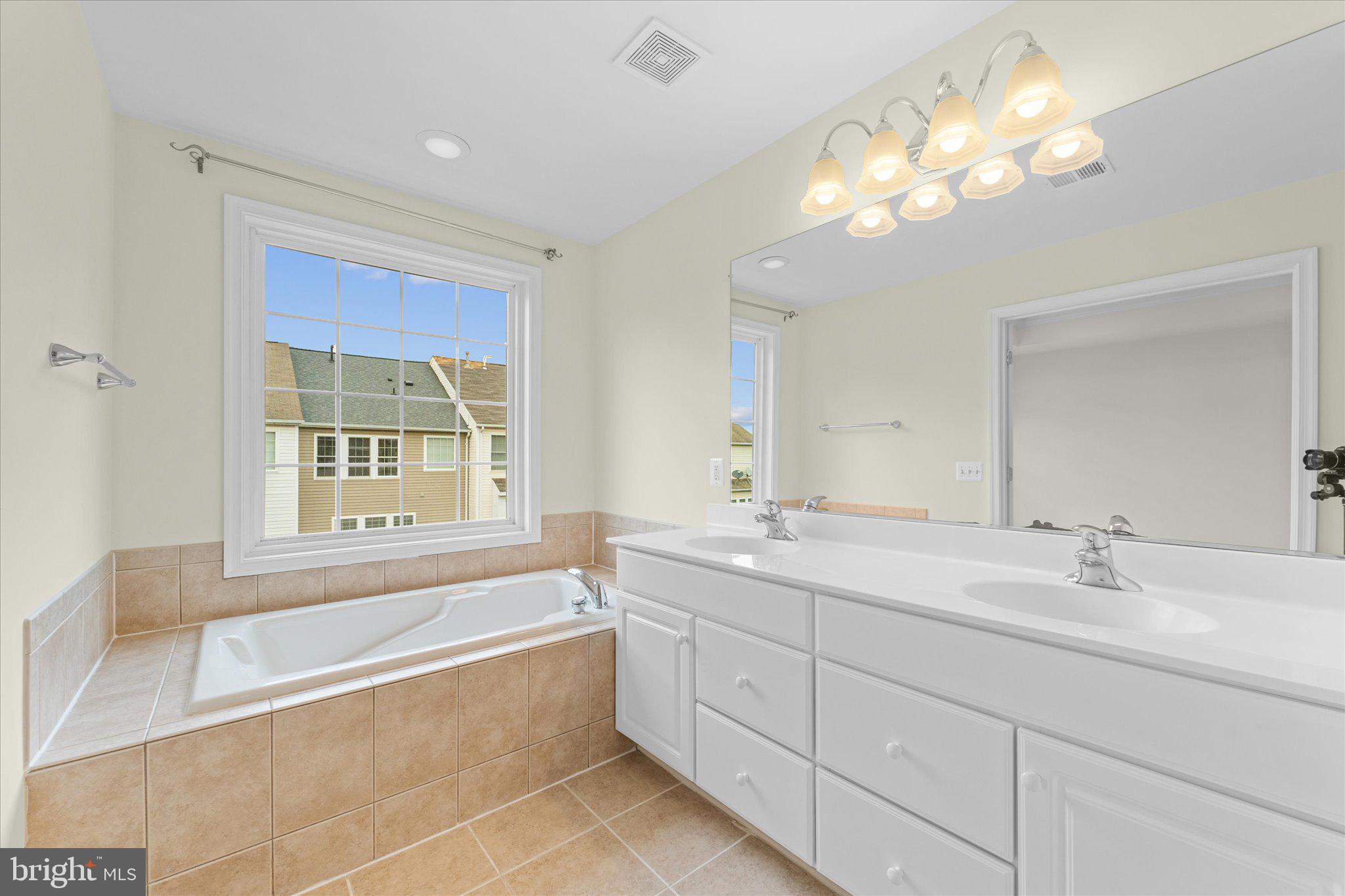 COPPERMINE CROSSING - Residential