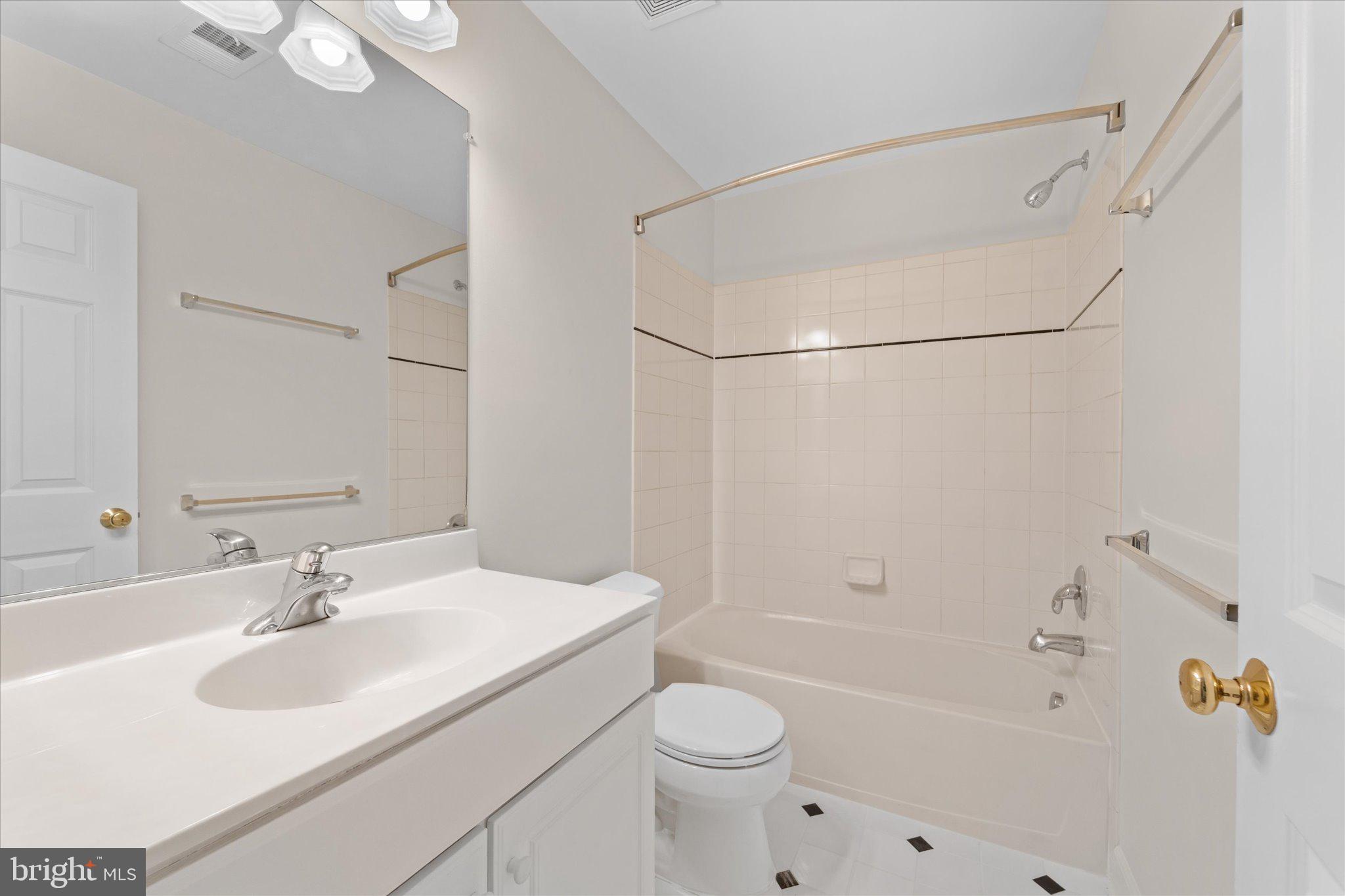 COPPERMINE CROSSING - Residential