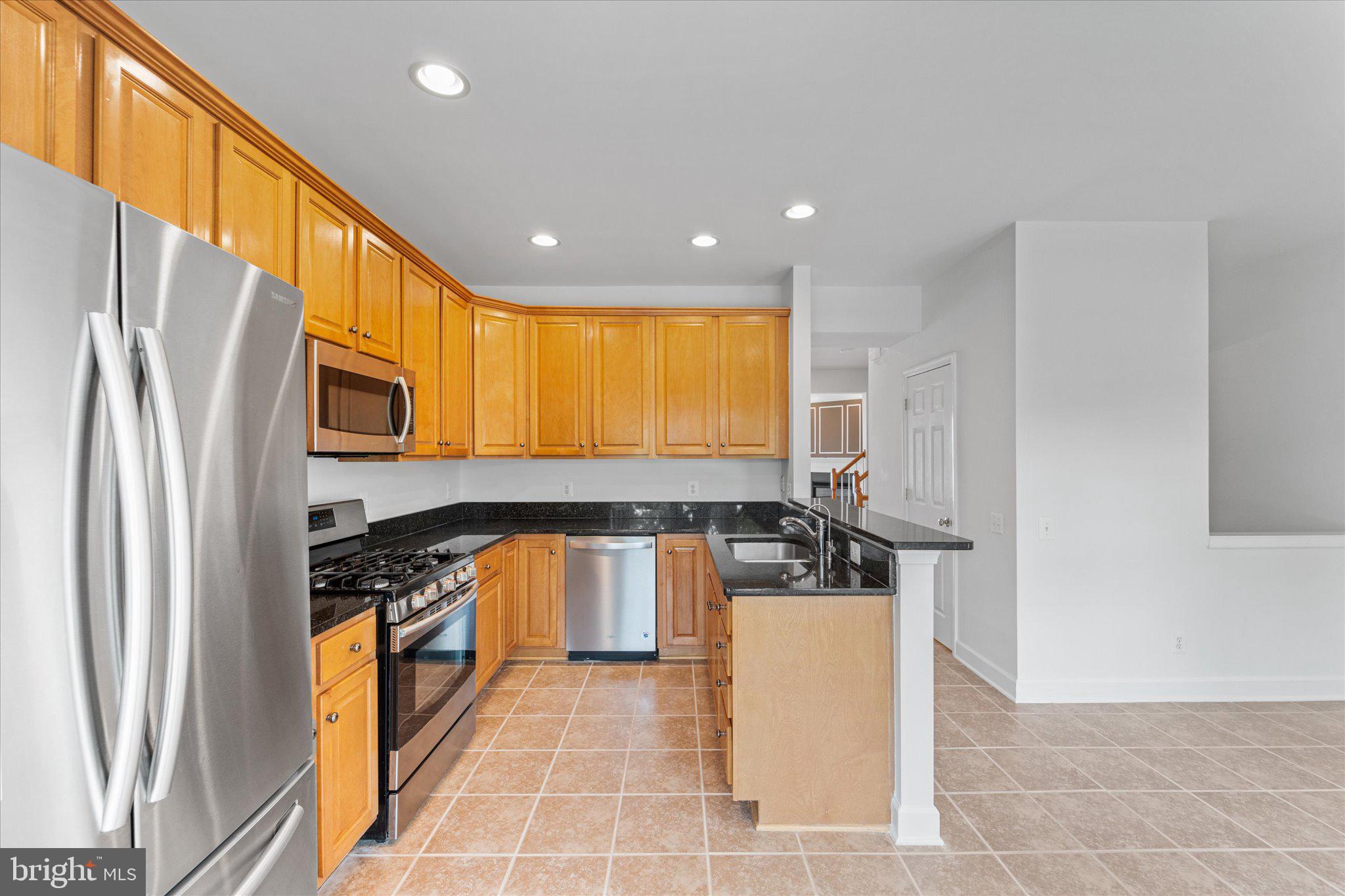 COPPERMINE CROSSING - Residential