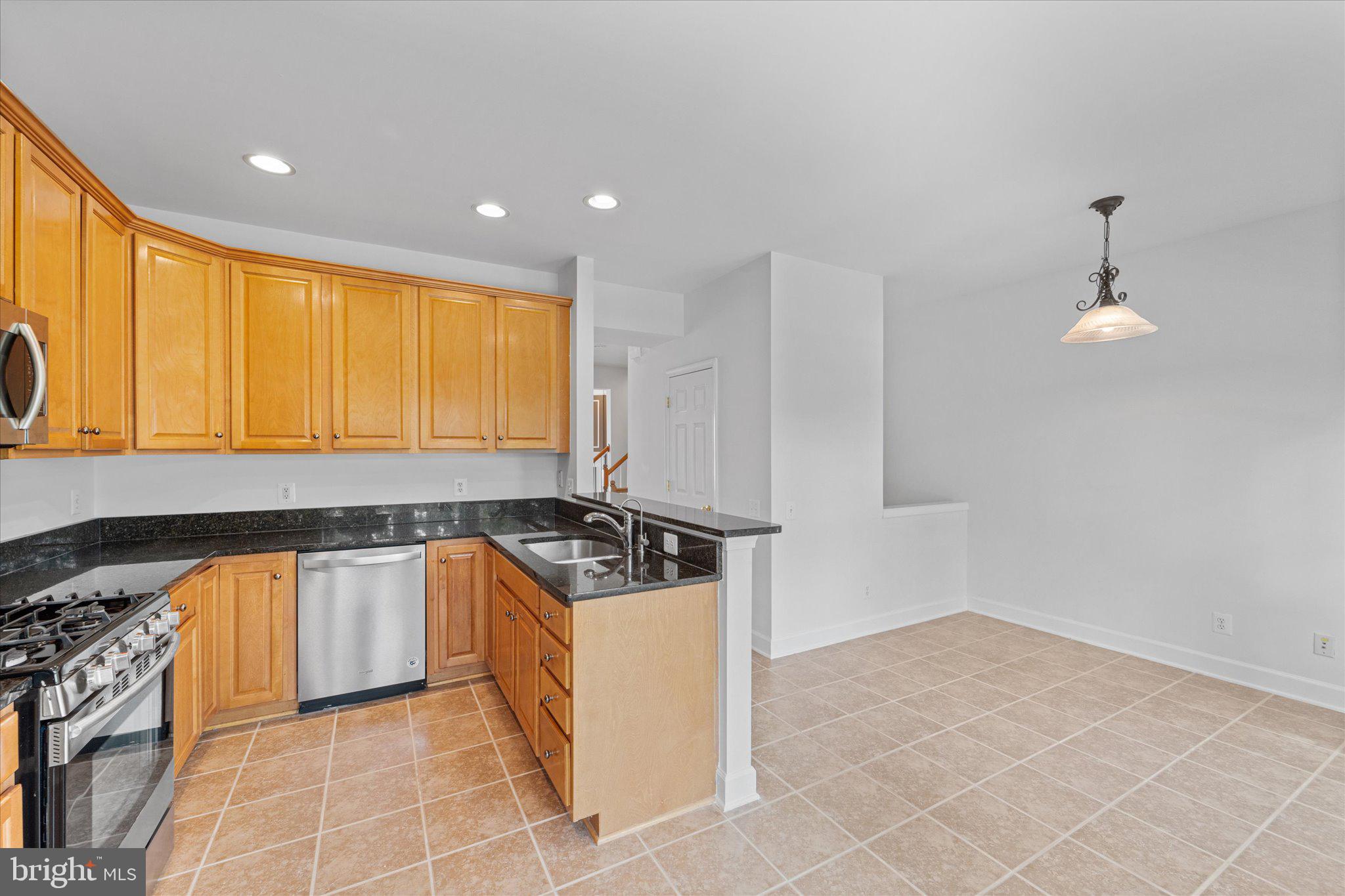 COPPERMINE CROSSING - Residential