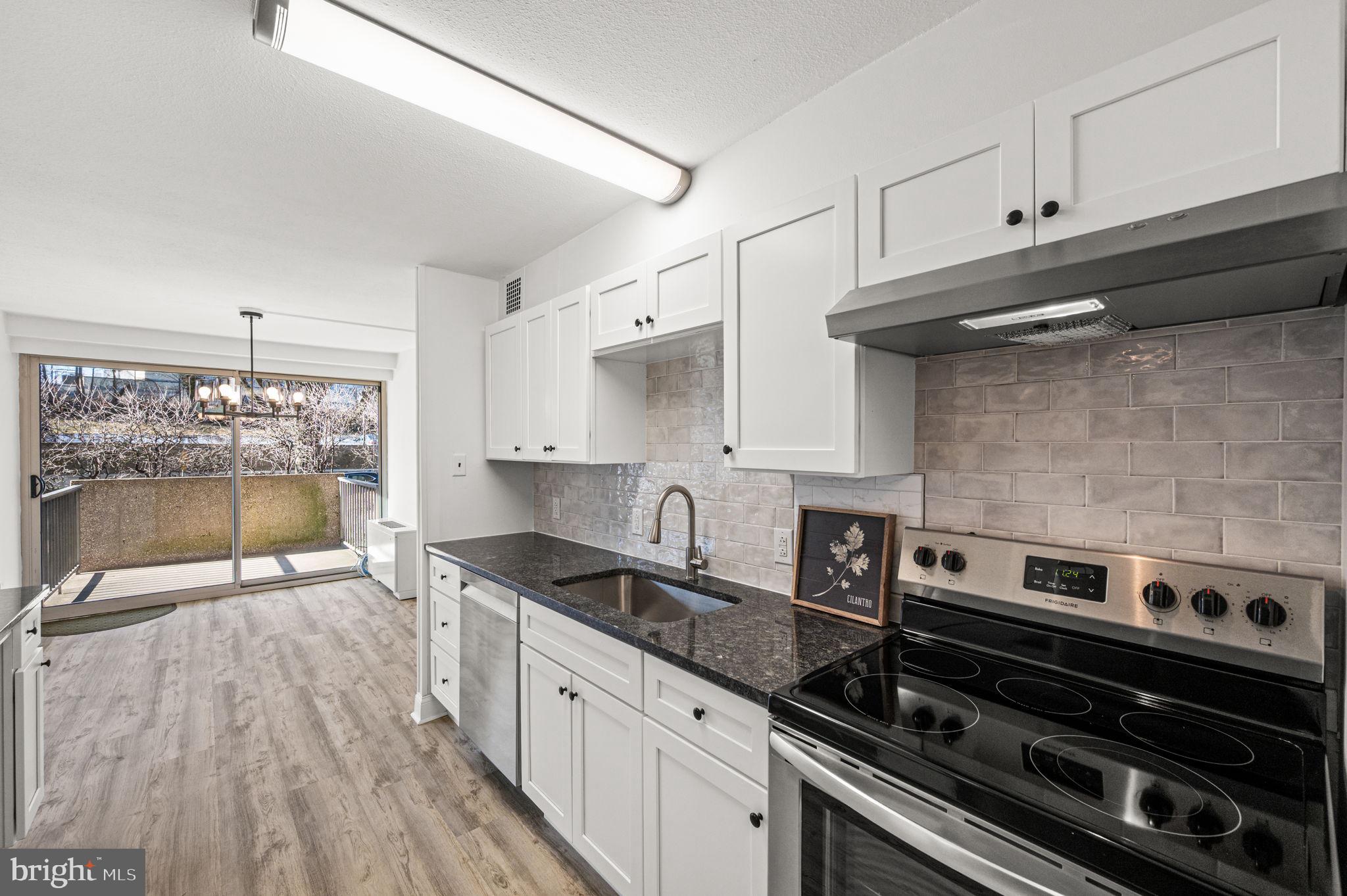 GREEN HILL - Residential