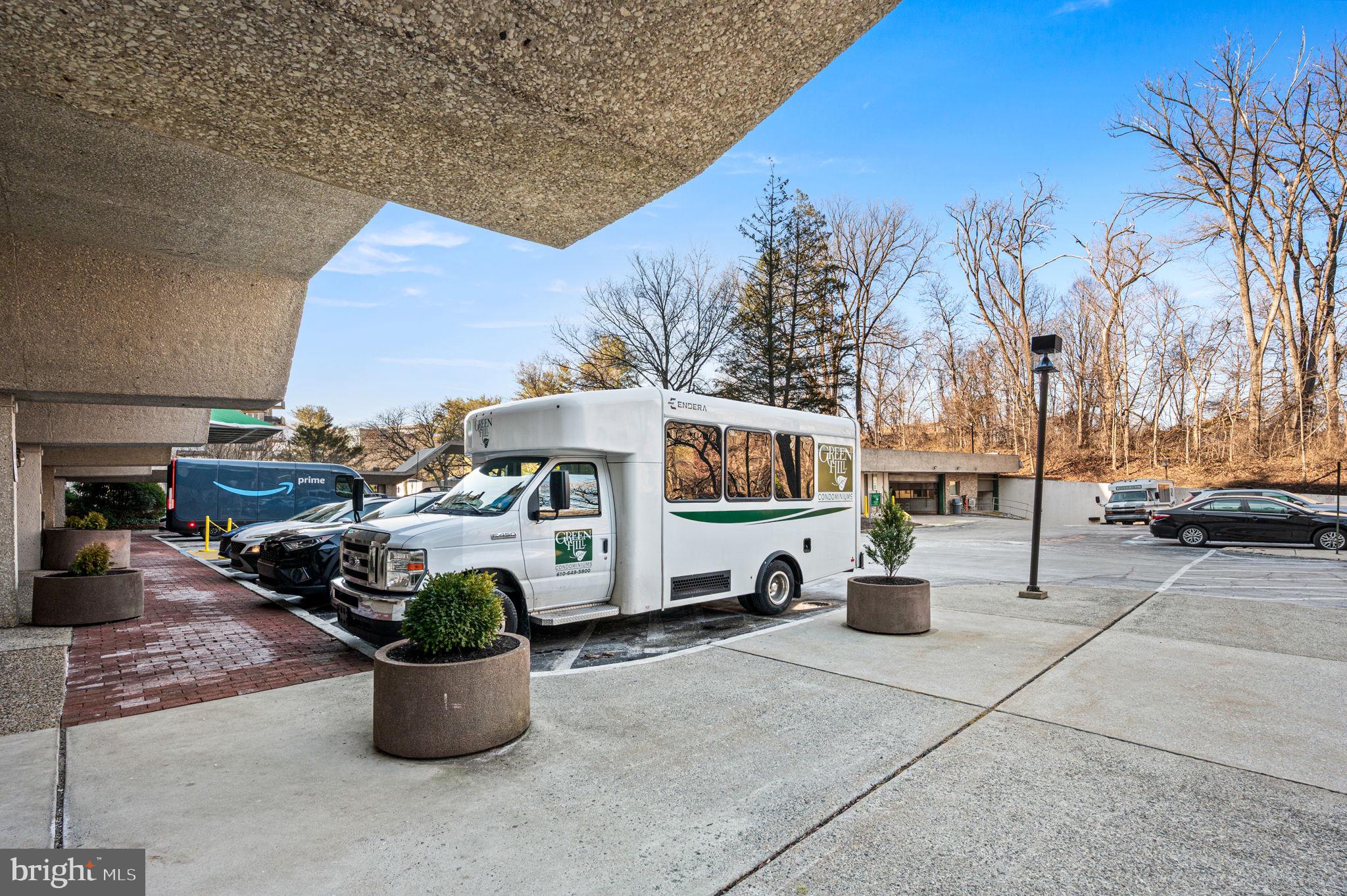 GREEN HILL - Residential