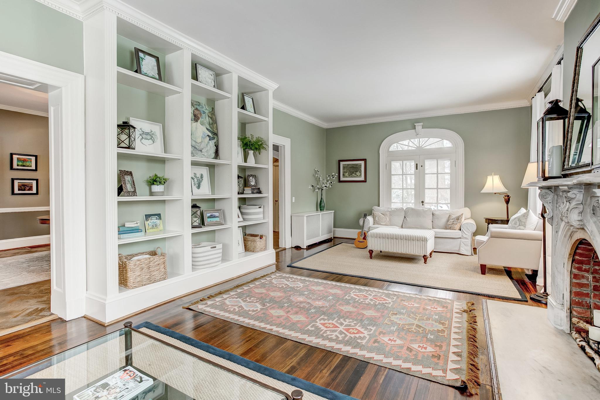 MOUNT WASHINGTON - Residential