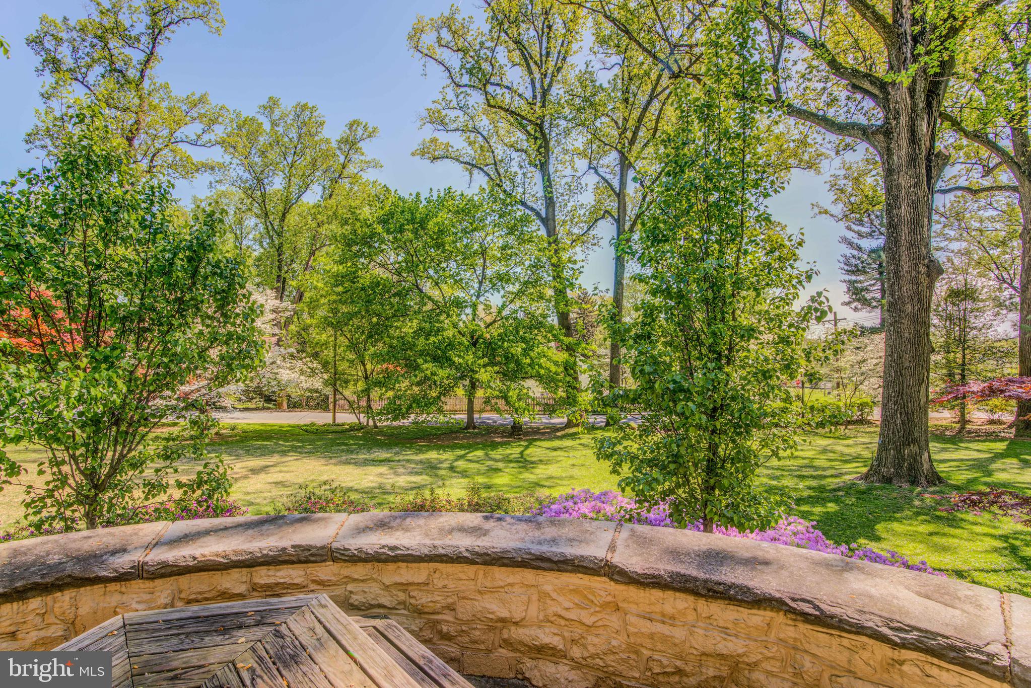 MOUNT WASHINGTON - Residential
