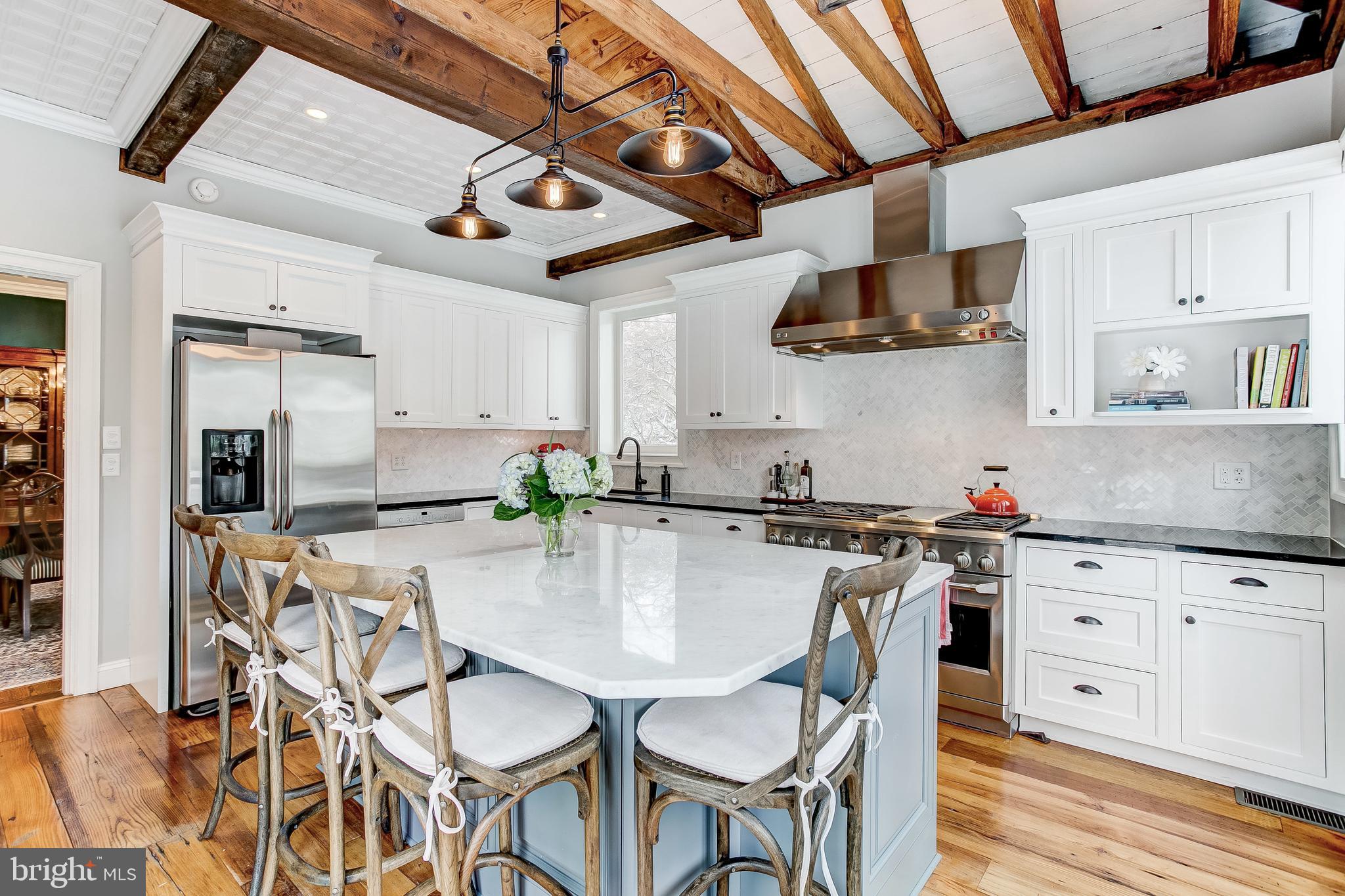 MOUNT WASHINGTON - Residential