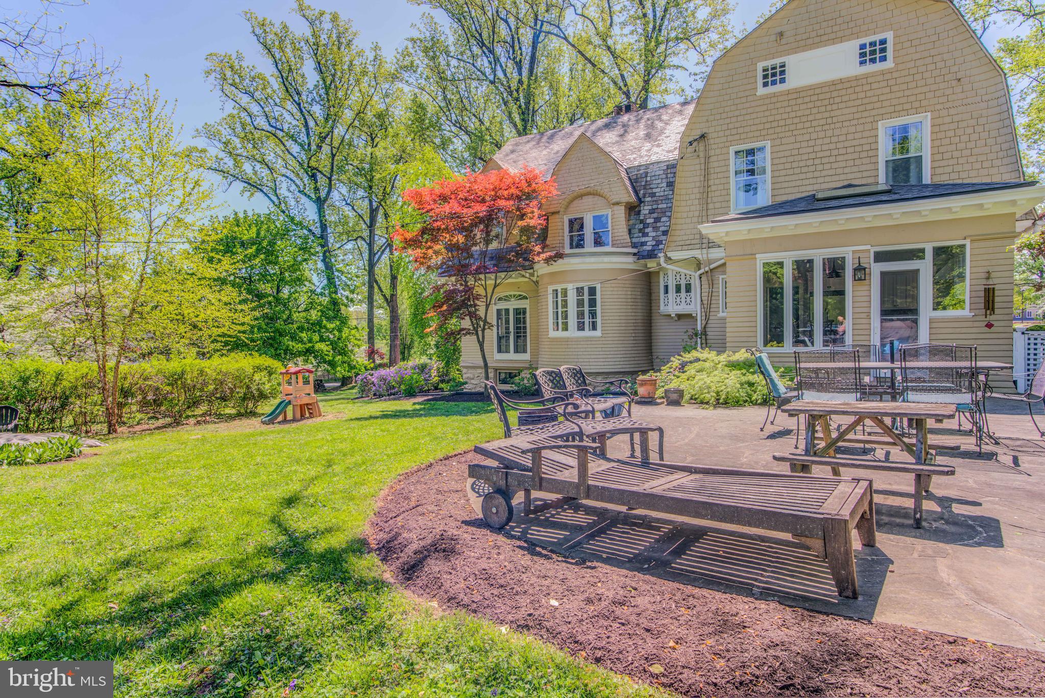 MOUNT WASHINGTON - Residential