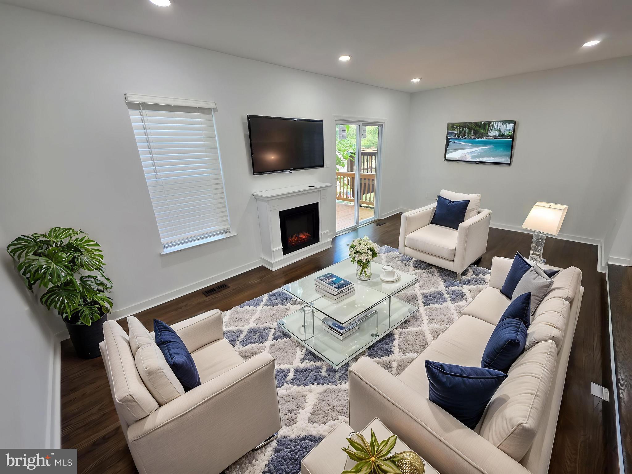 23 GROTTO COURT