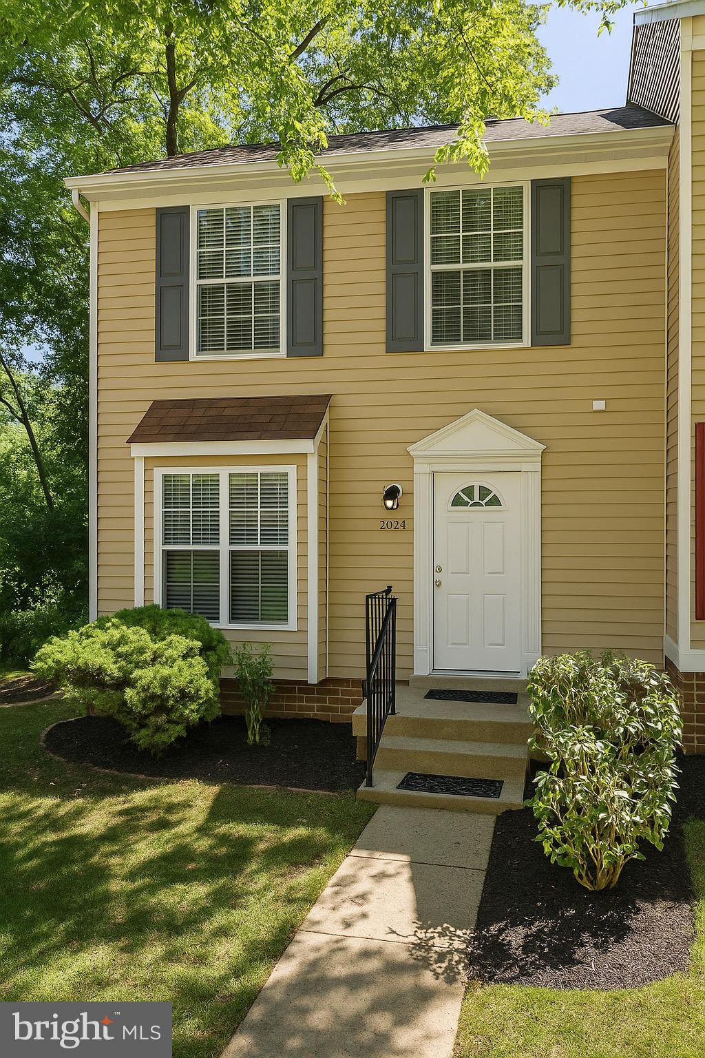 23 GROTTO COURT