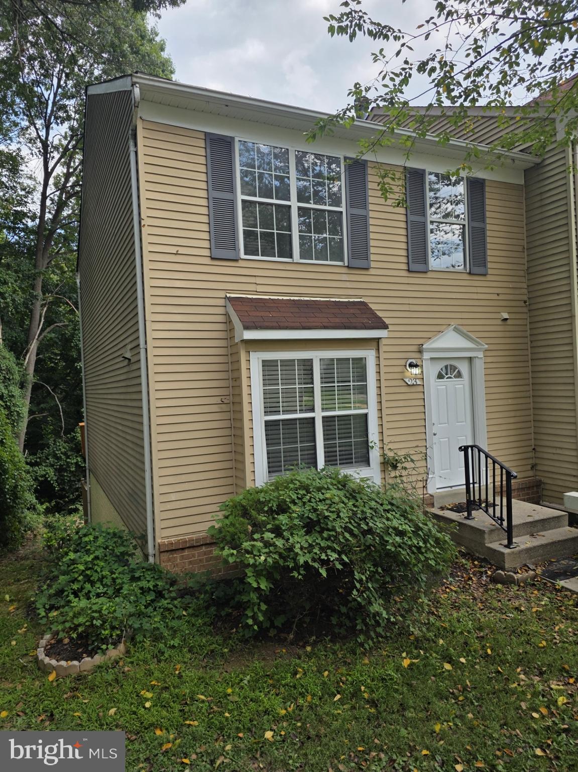 23 GROTTO COURT
