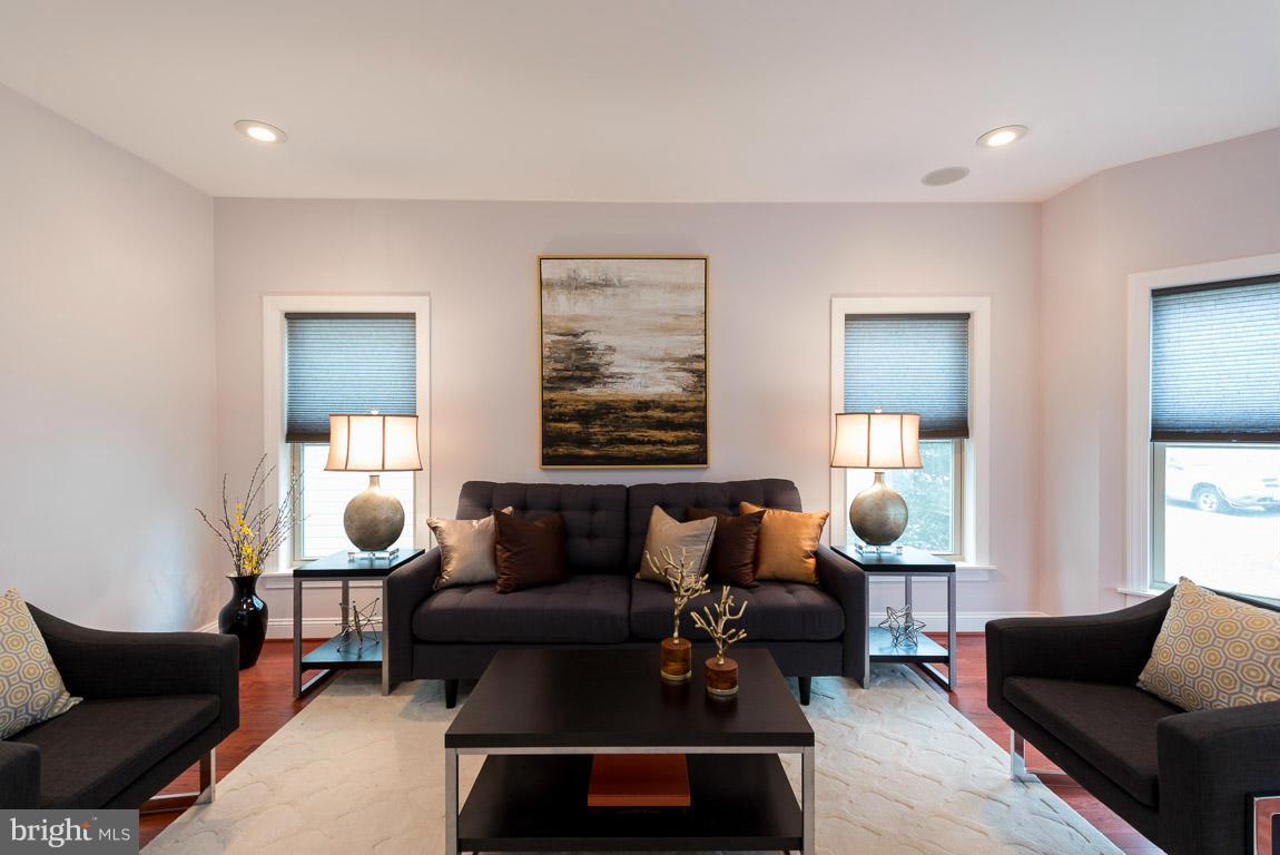 HIGHLAND PARK - Residential