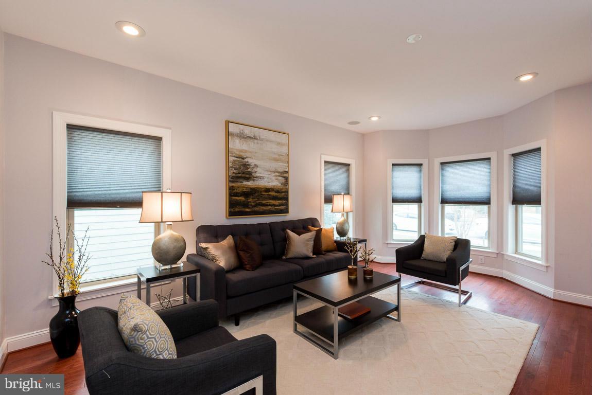 HIGHLAND PARK - Residential