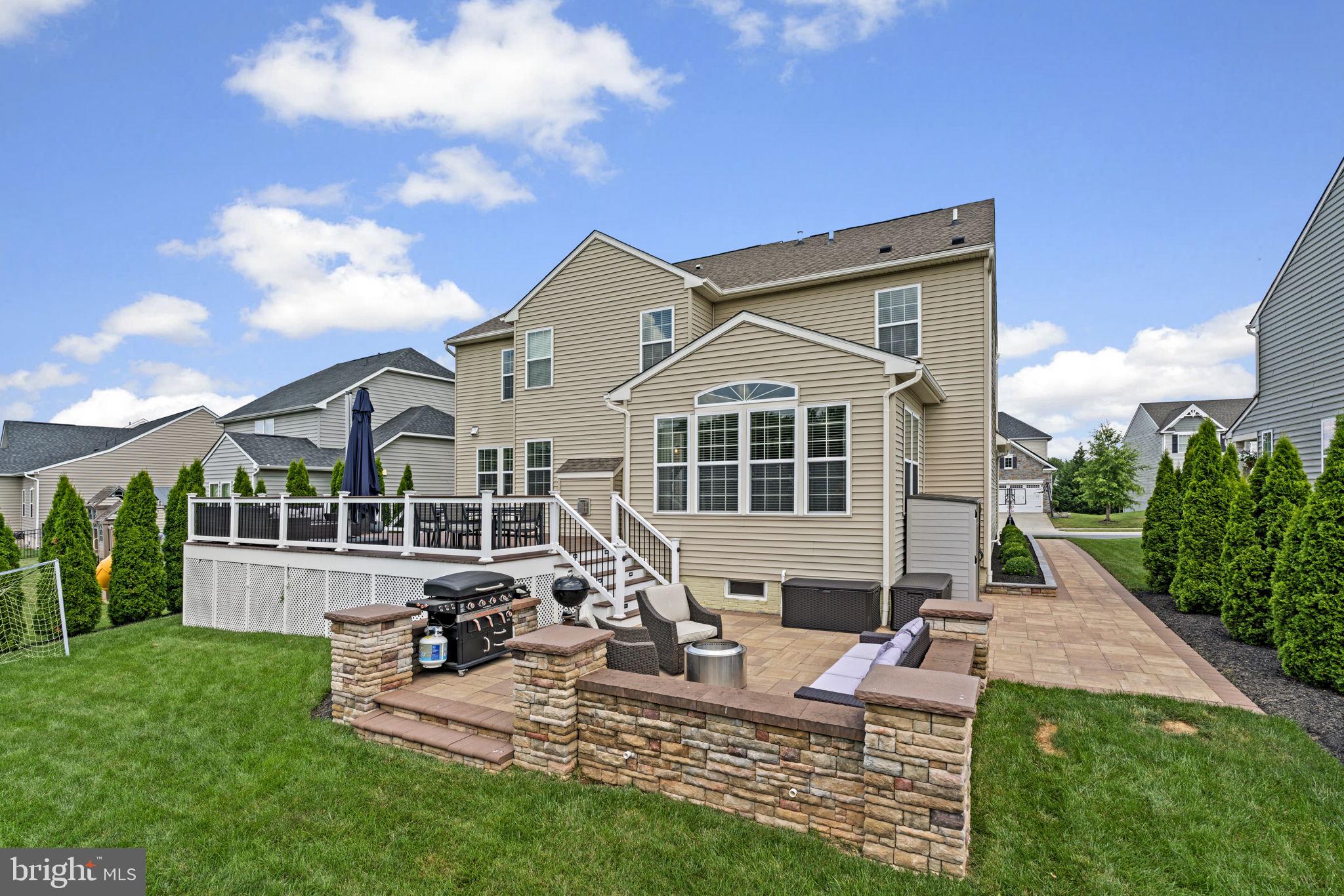 274 HENDERSON ROAD